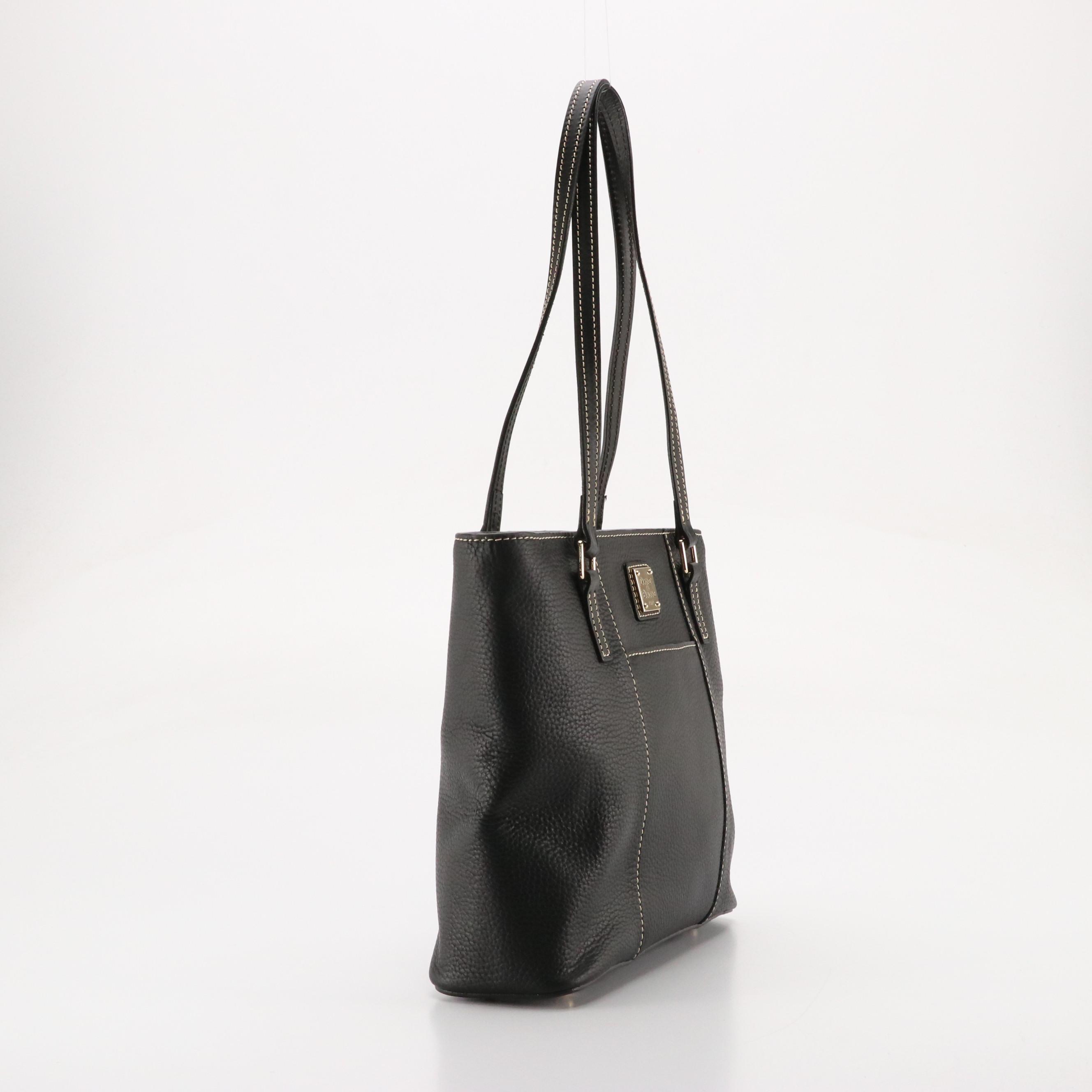 Dooney & Bourke Charlotte Shoulder Bag in Black Grained Leather