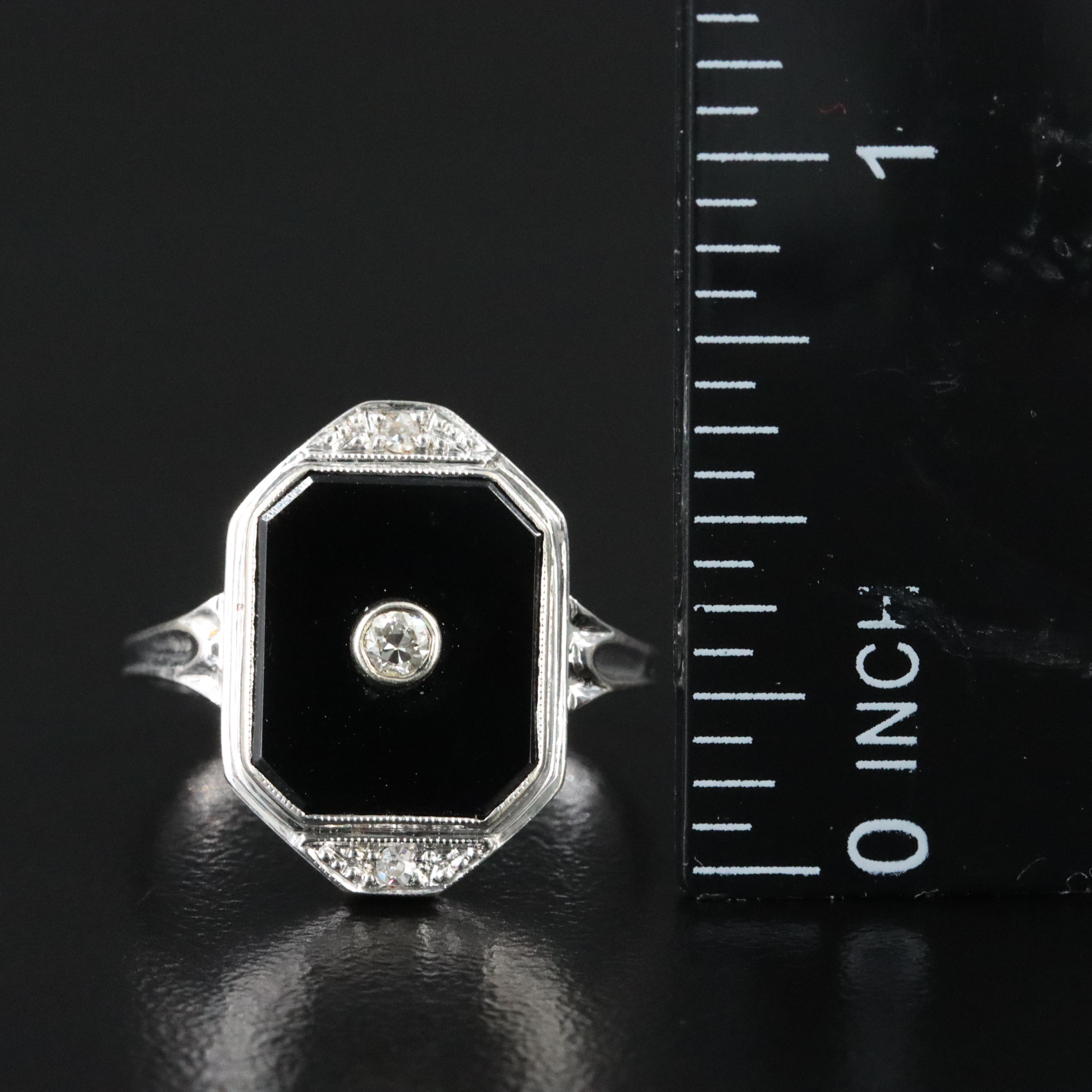 Vintage Art Deco 14K Black Onyx and 0.07 CTW Diamond Ring