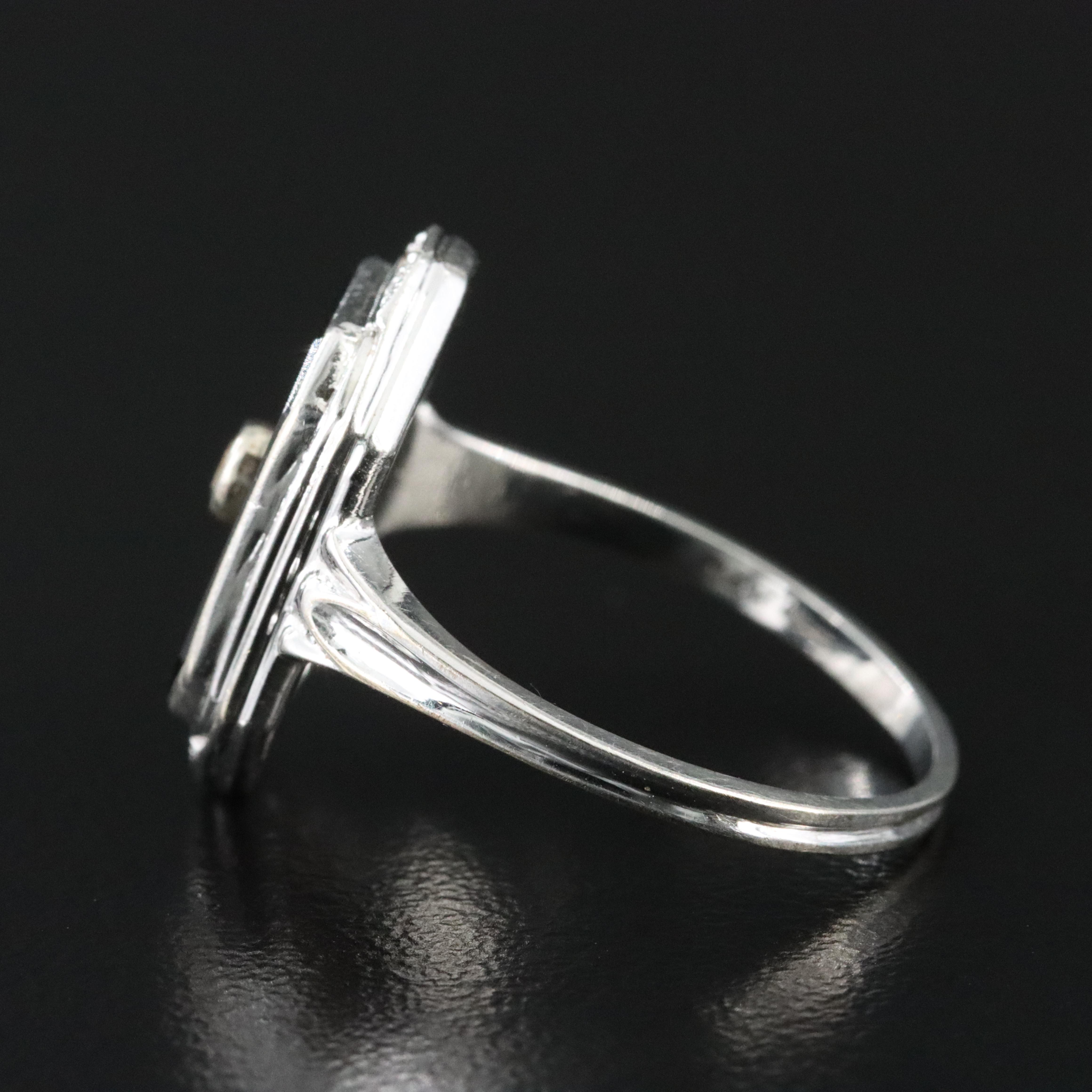 Vintage Art Deco 14K Black Onyx and 0.07 CTW Diamond Ring