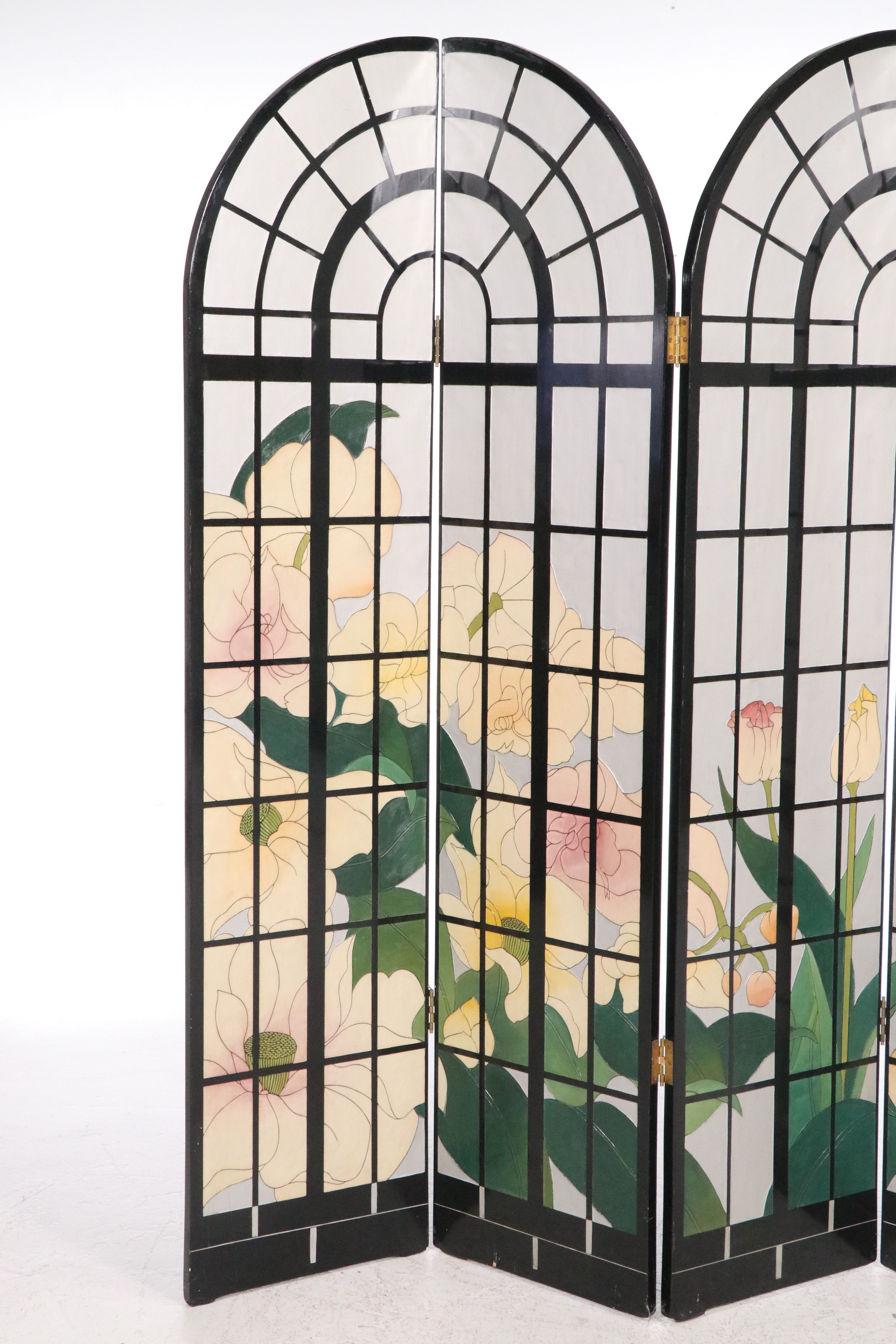 Chinese Style Lacquered Wood Room Divider