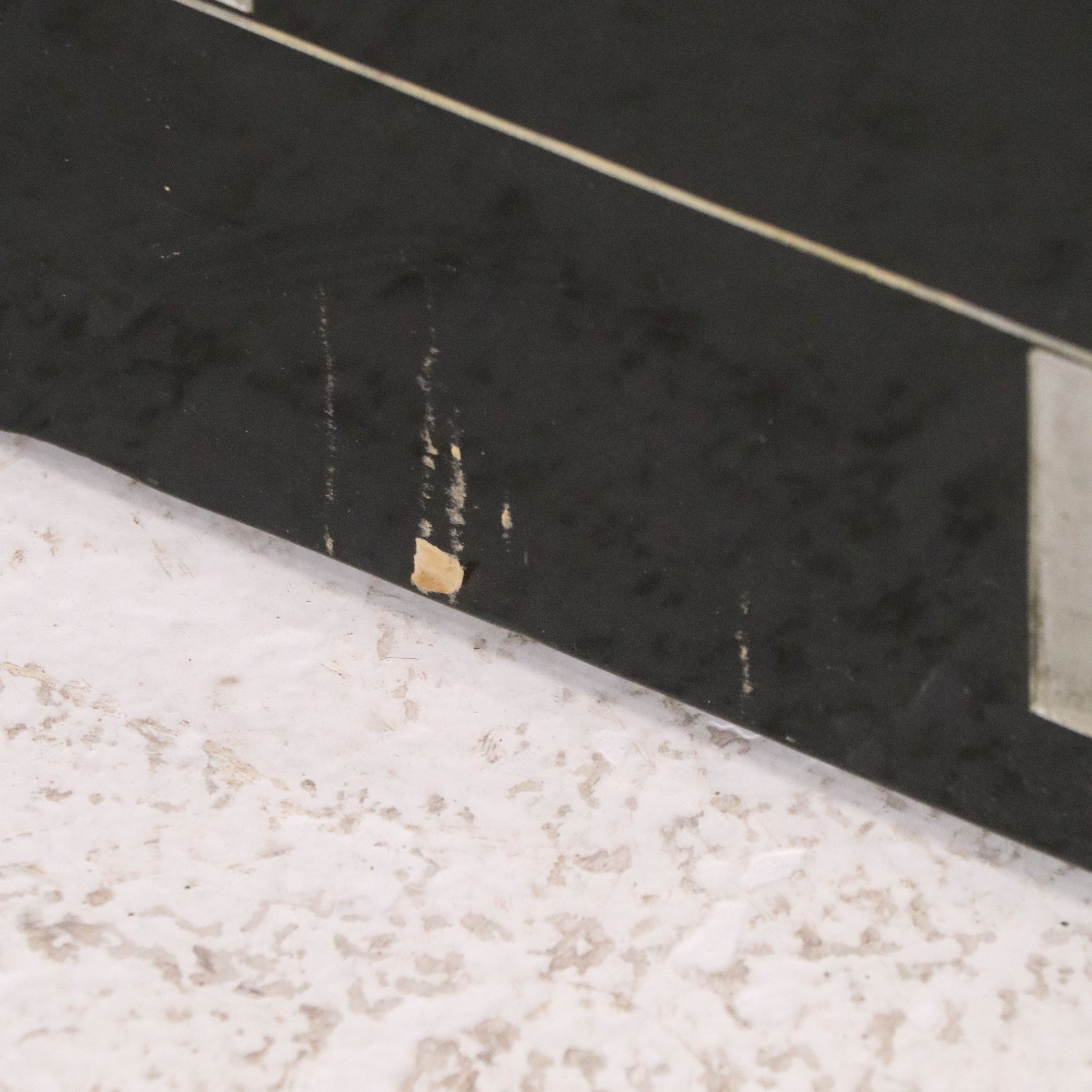 Chinese Style Lacquered Wood Room Divider