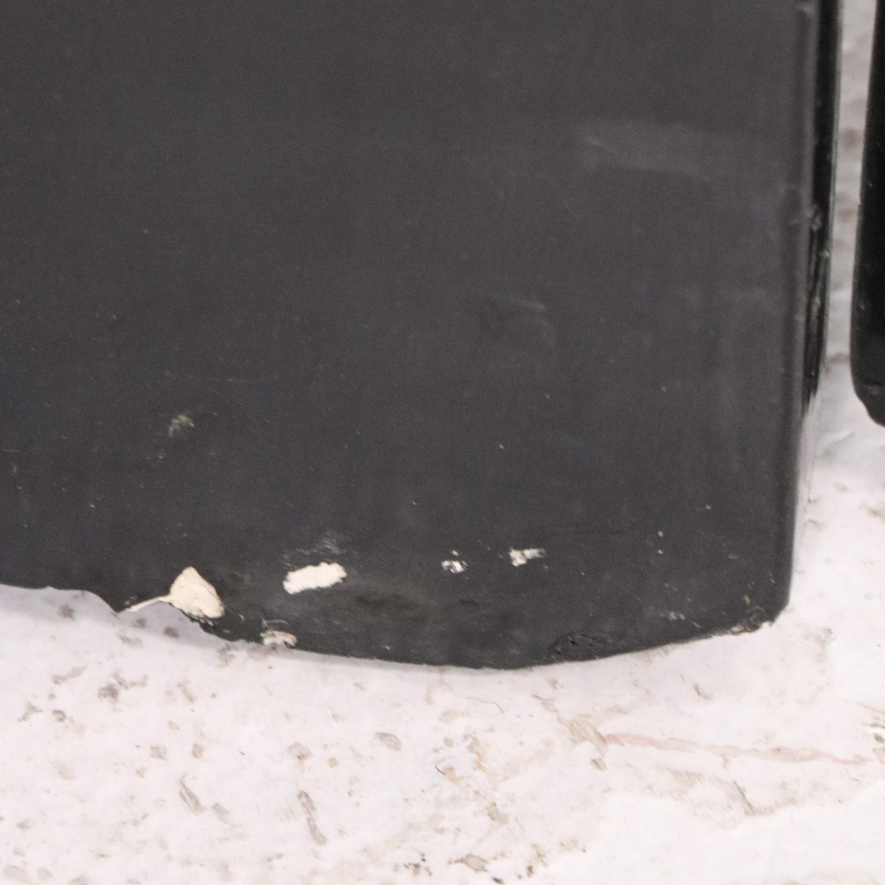 Chinese Style Lacquered Wood Room Divider