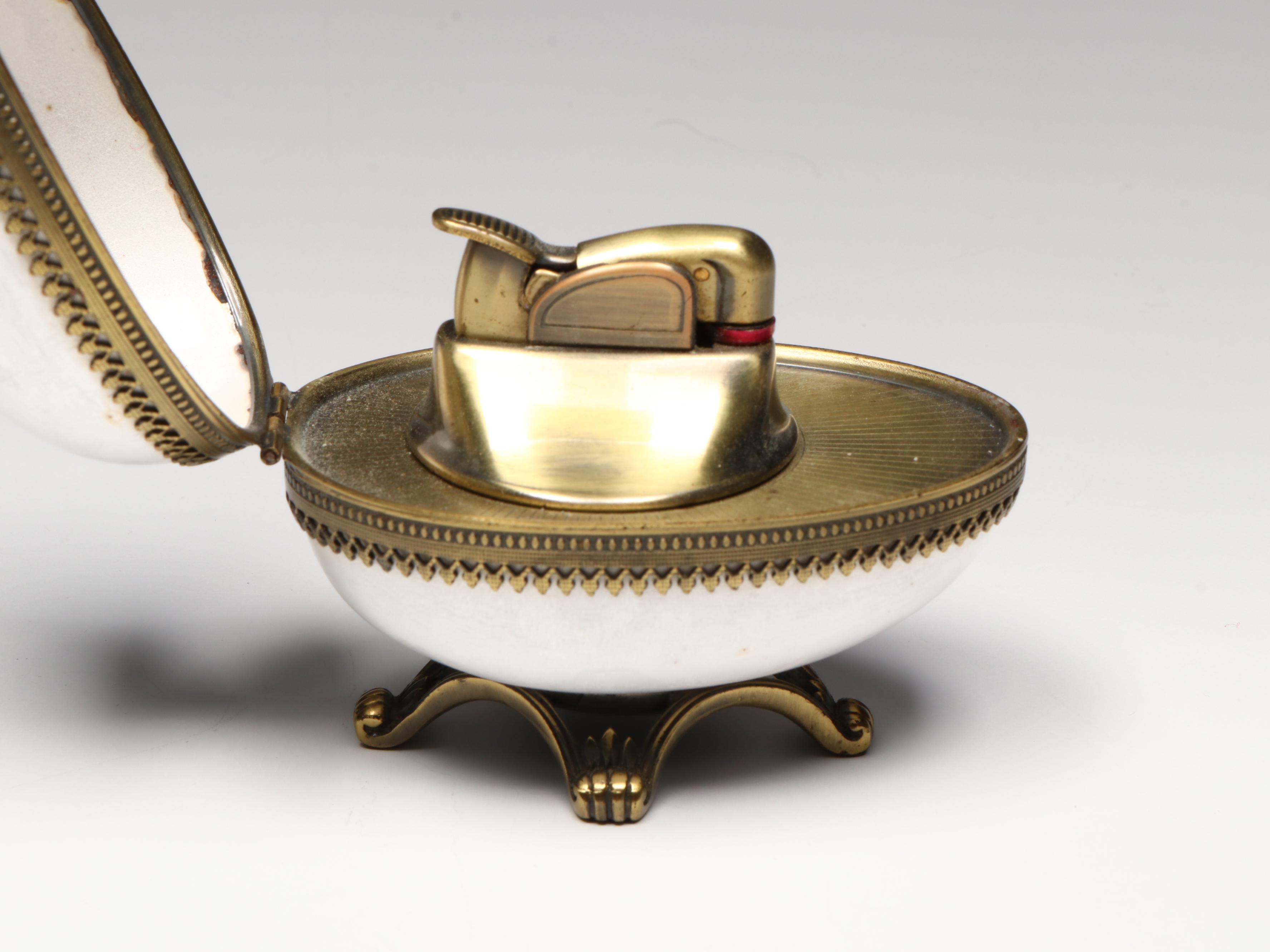 Evans "Imperial Egg" White Enamel Footed Table Lighter, Mid-20th Century