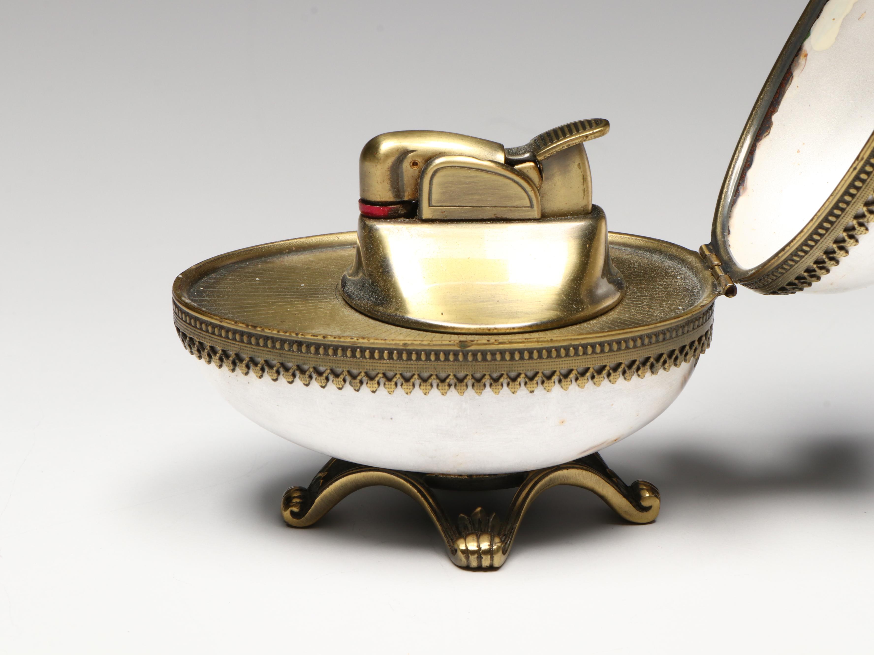 Evans "Imperial Egg" White Enamel Footed Table Lighter, Mid-20th Century