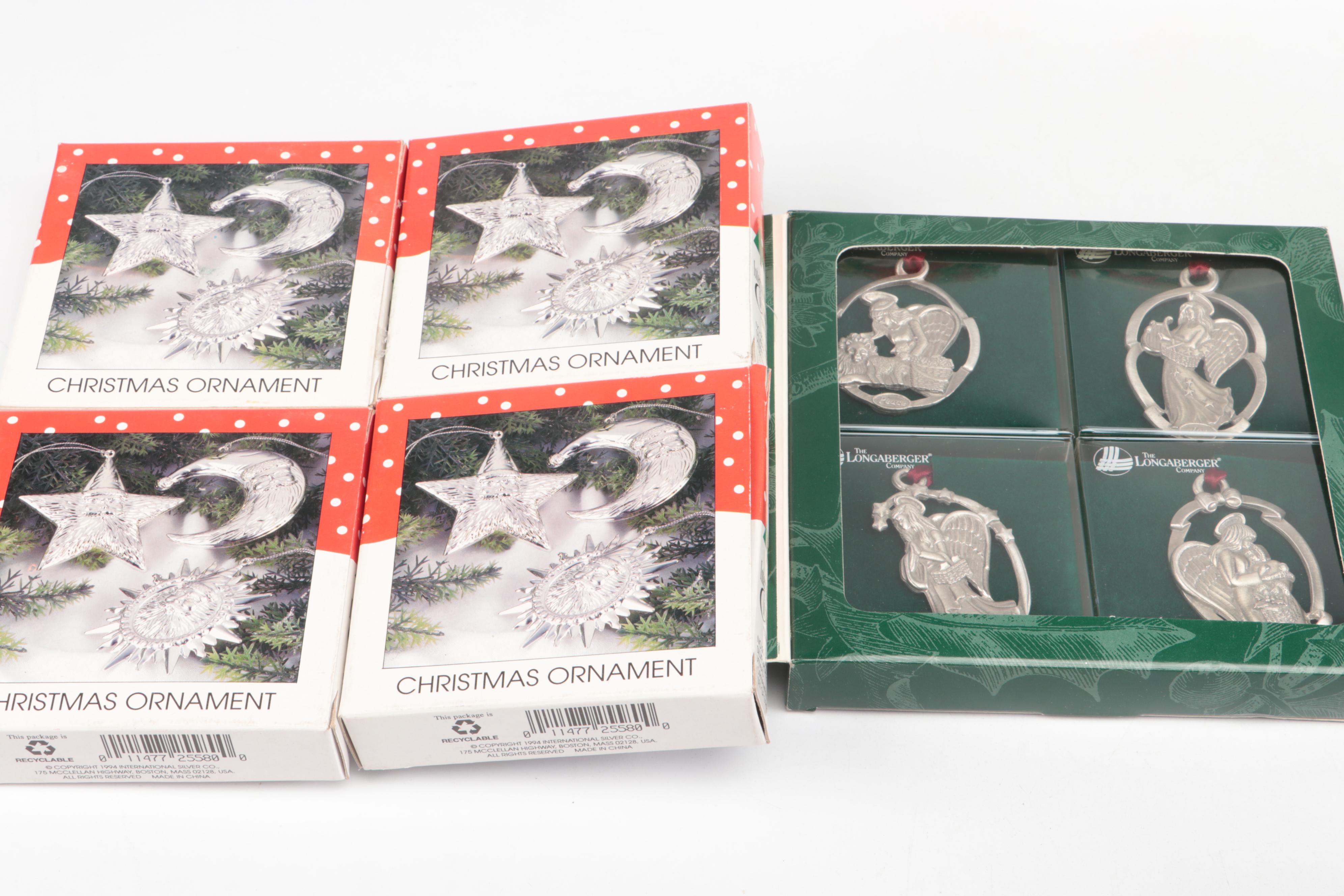 Rustic Style Christmas Ornaments with Other Christmas Décor