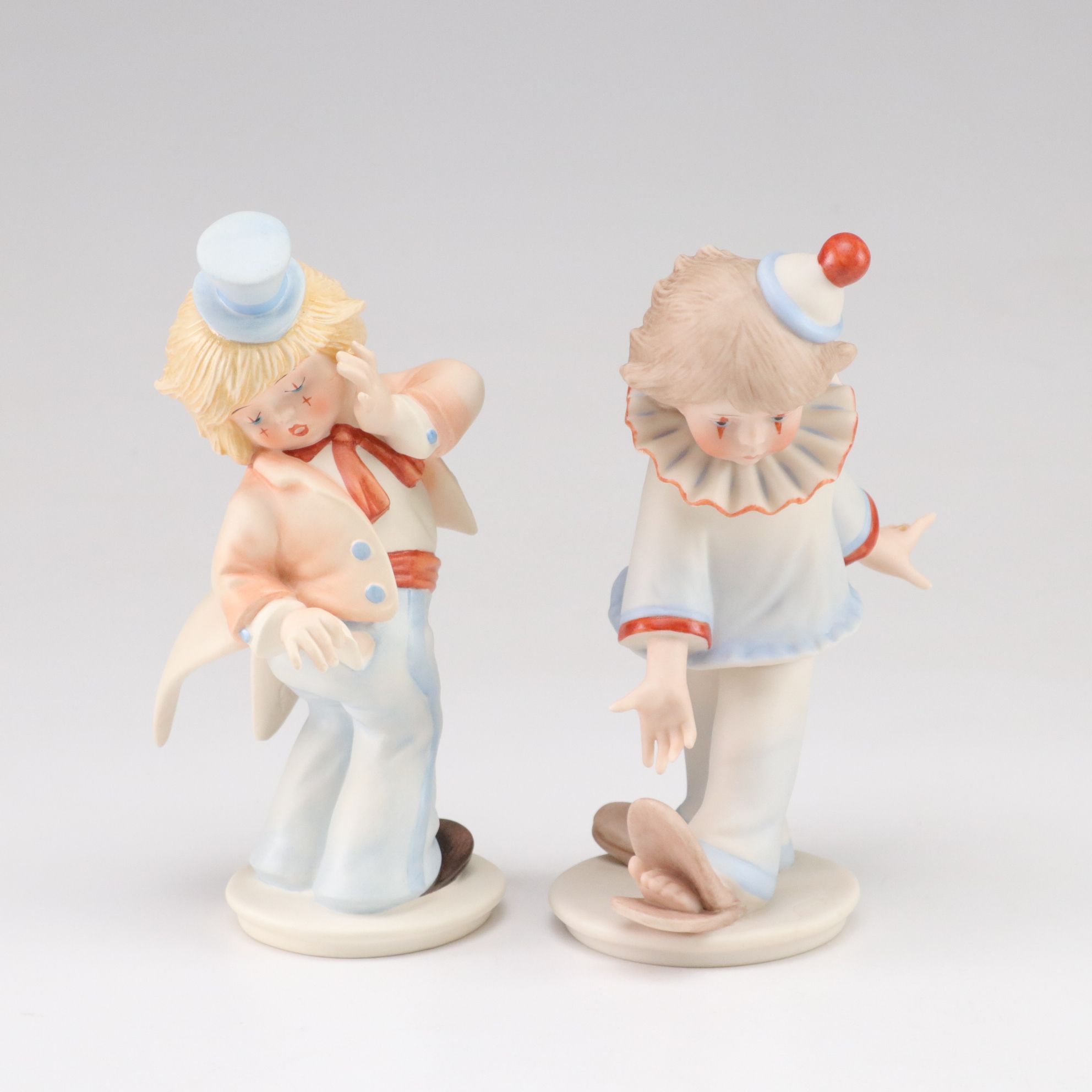 Goebel Porcelain Persian Cats with "In the Spotlight" and More Novelty Figurines