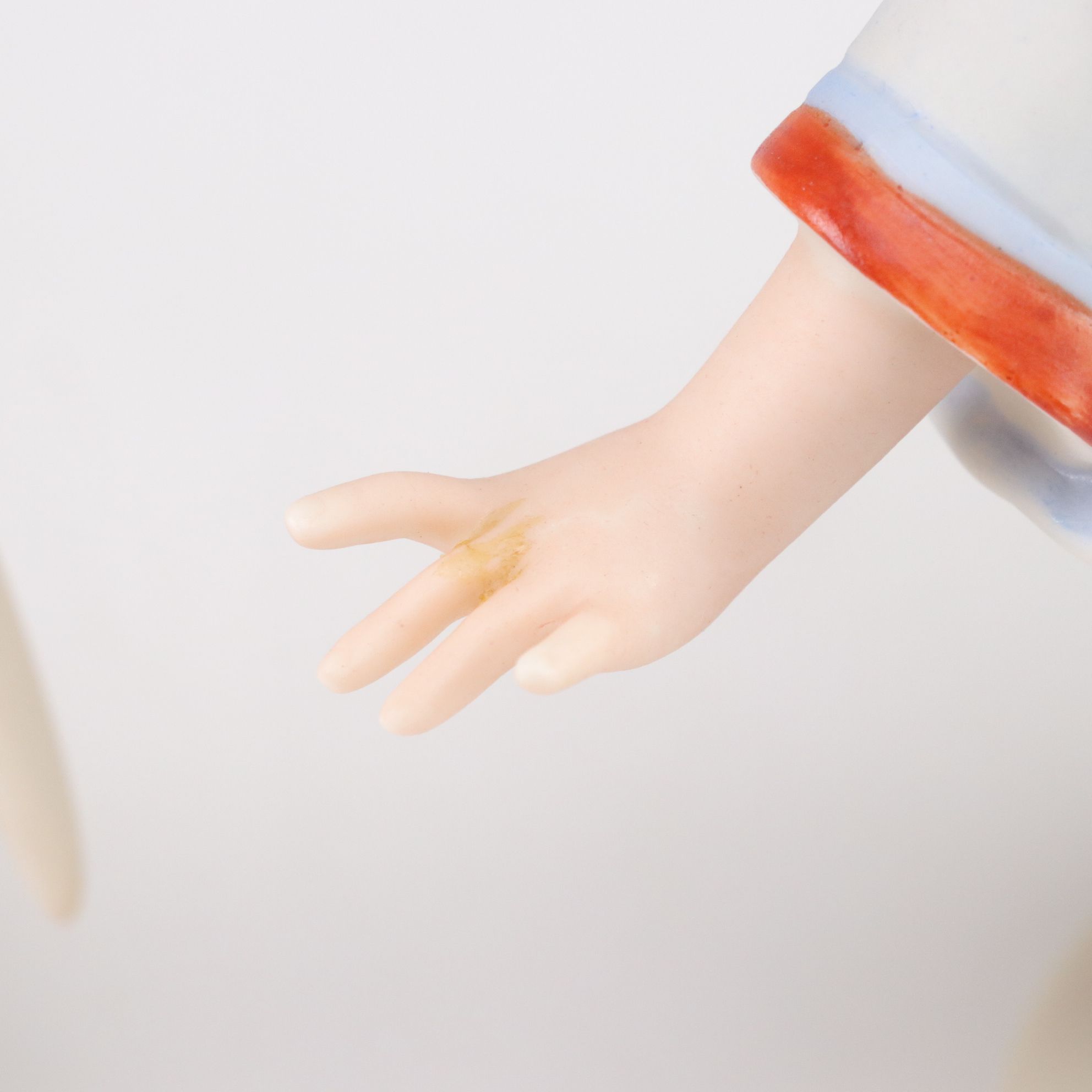 Goebel Porcelain Persian Cats with "In the Spotlight" and More Novelty Figurines