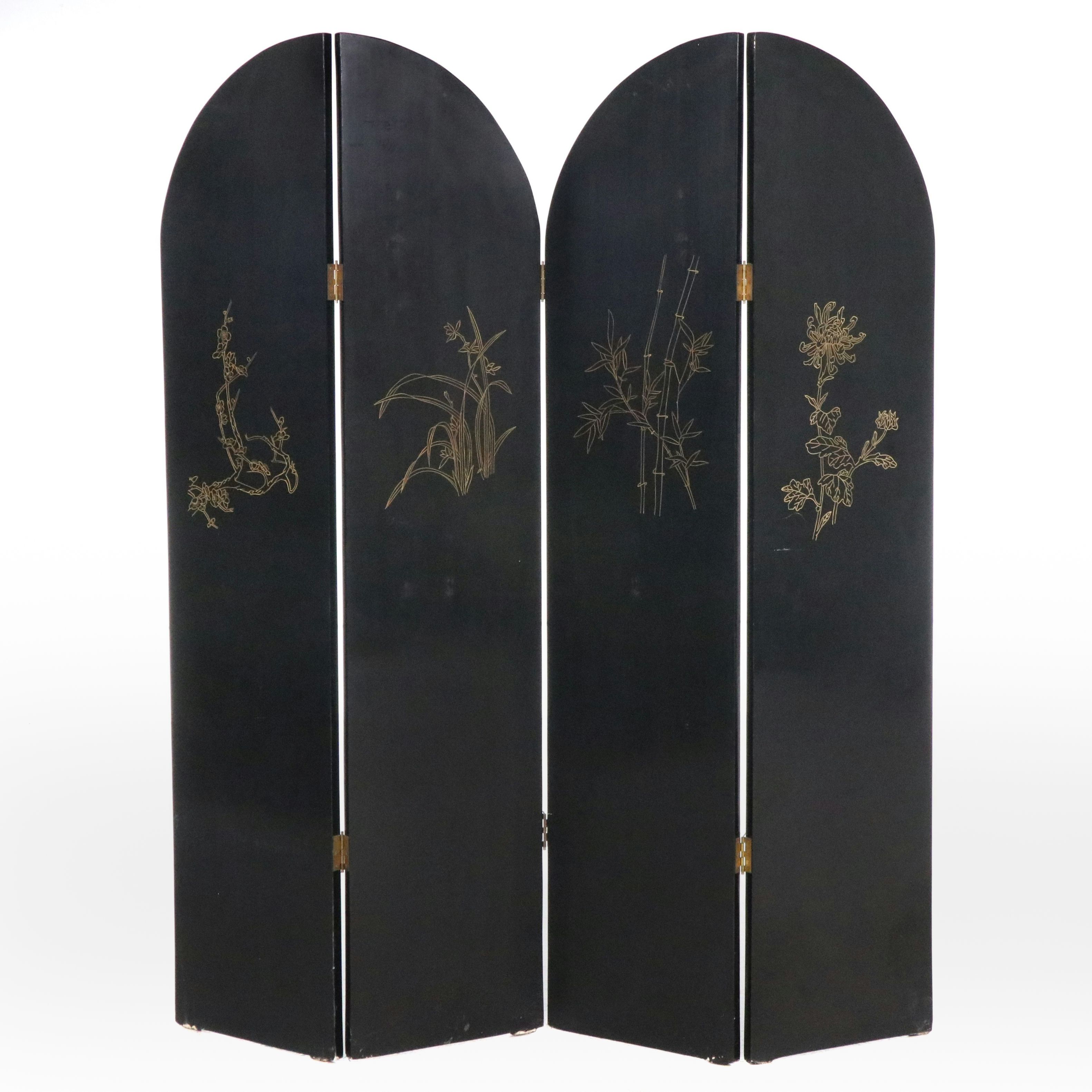 Chinese Style Lacquered Wood Room Divider