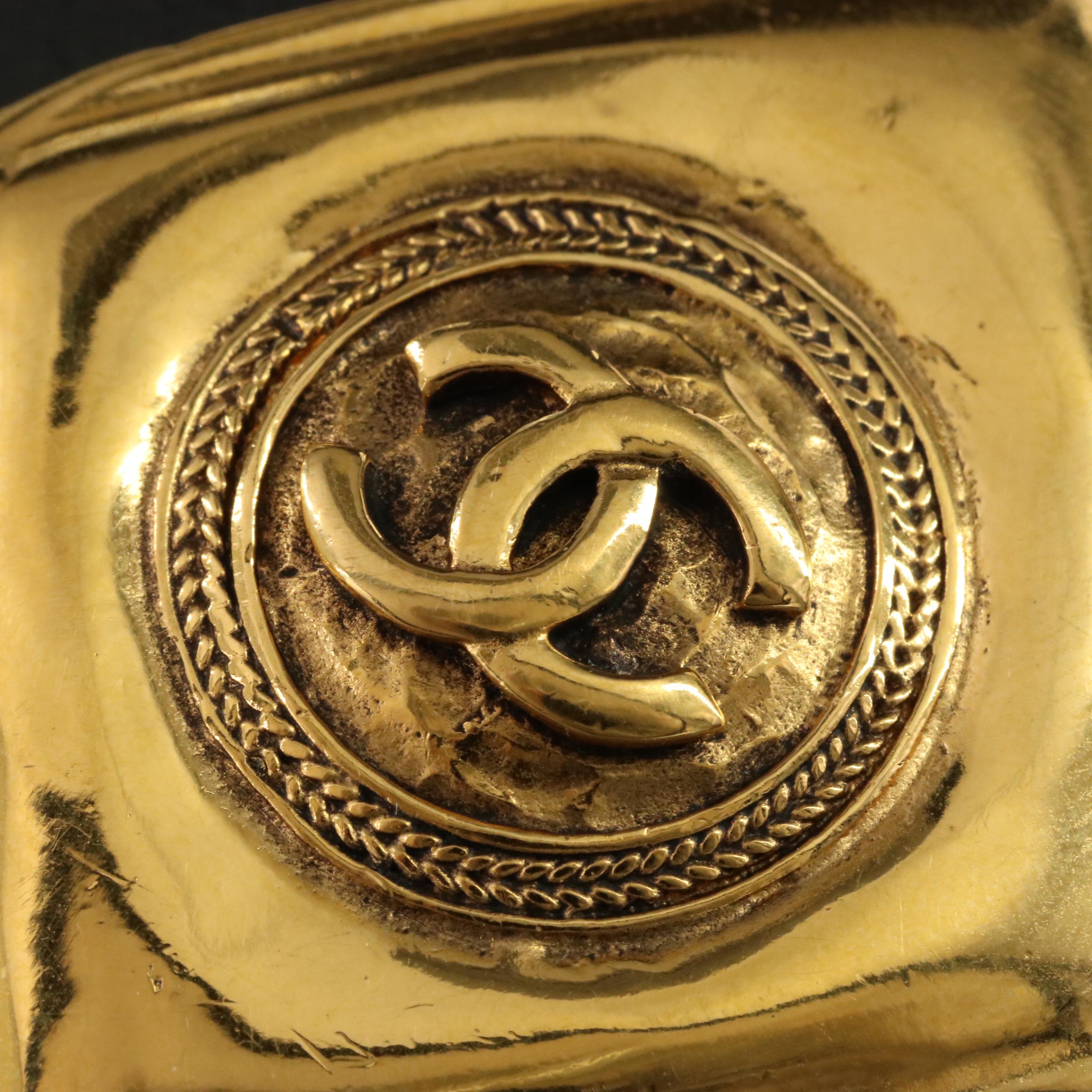 Chanel CC Rhombus Brooch