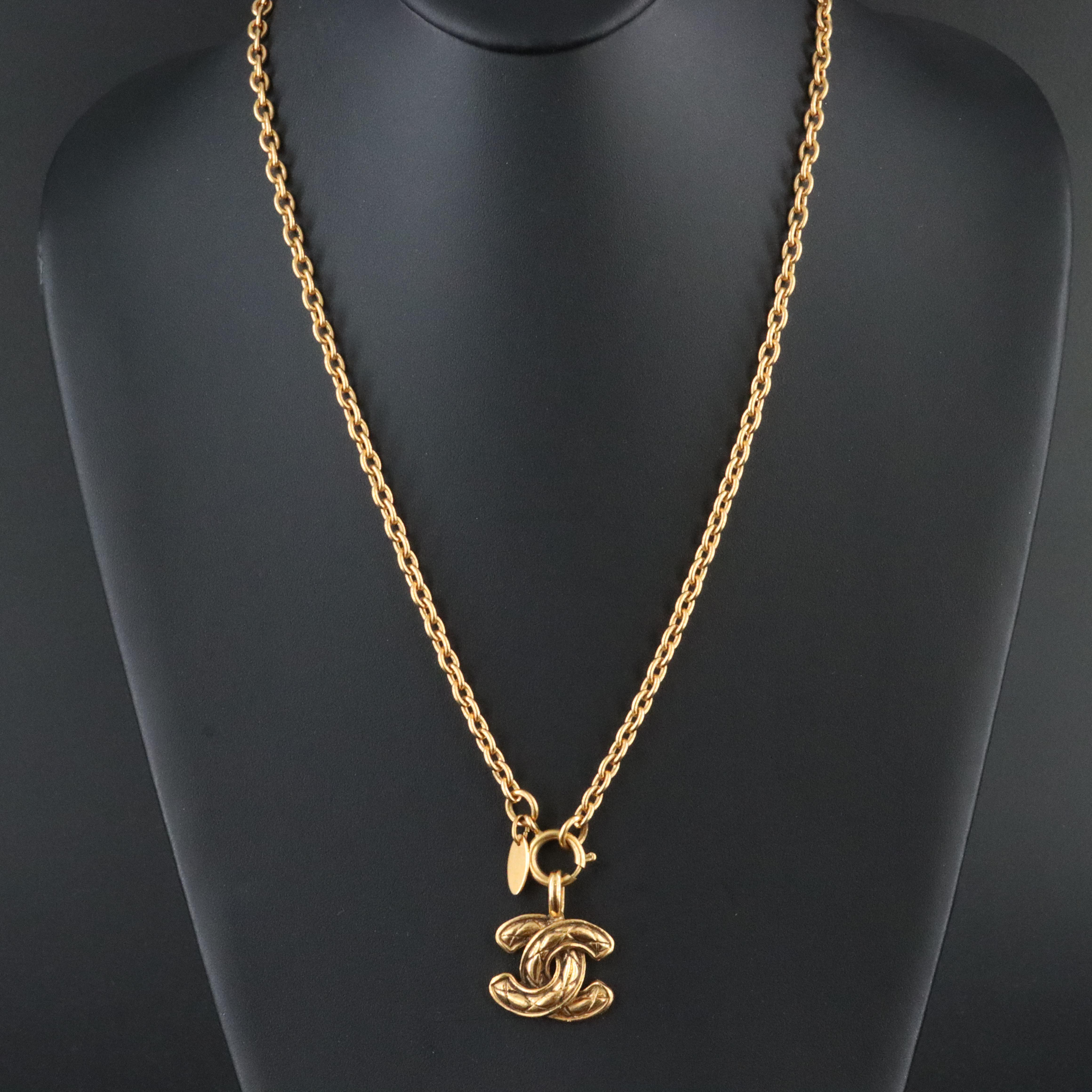 Chanel CC Matelassé Logo Necklace