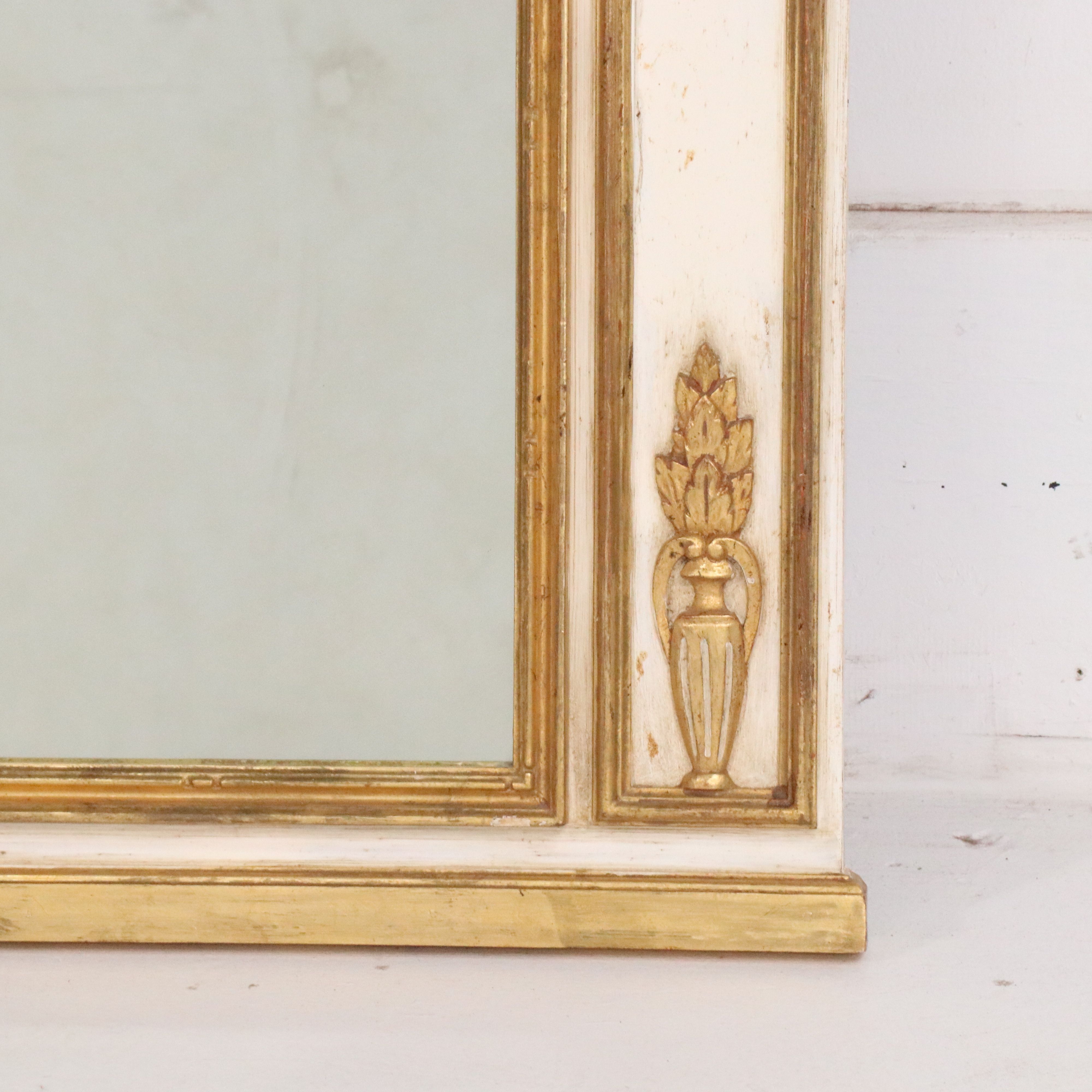Italian Parcel Gilt and Painted Wood Trumeau Mirror, Mid to Late 20th Century