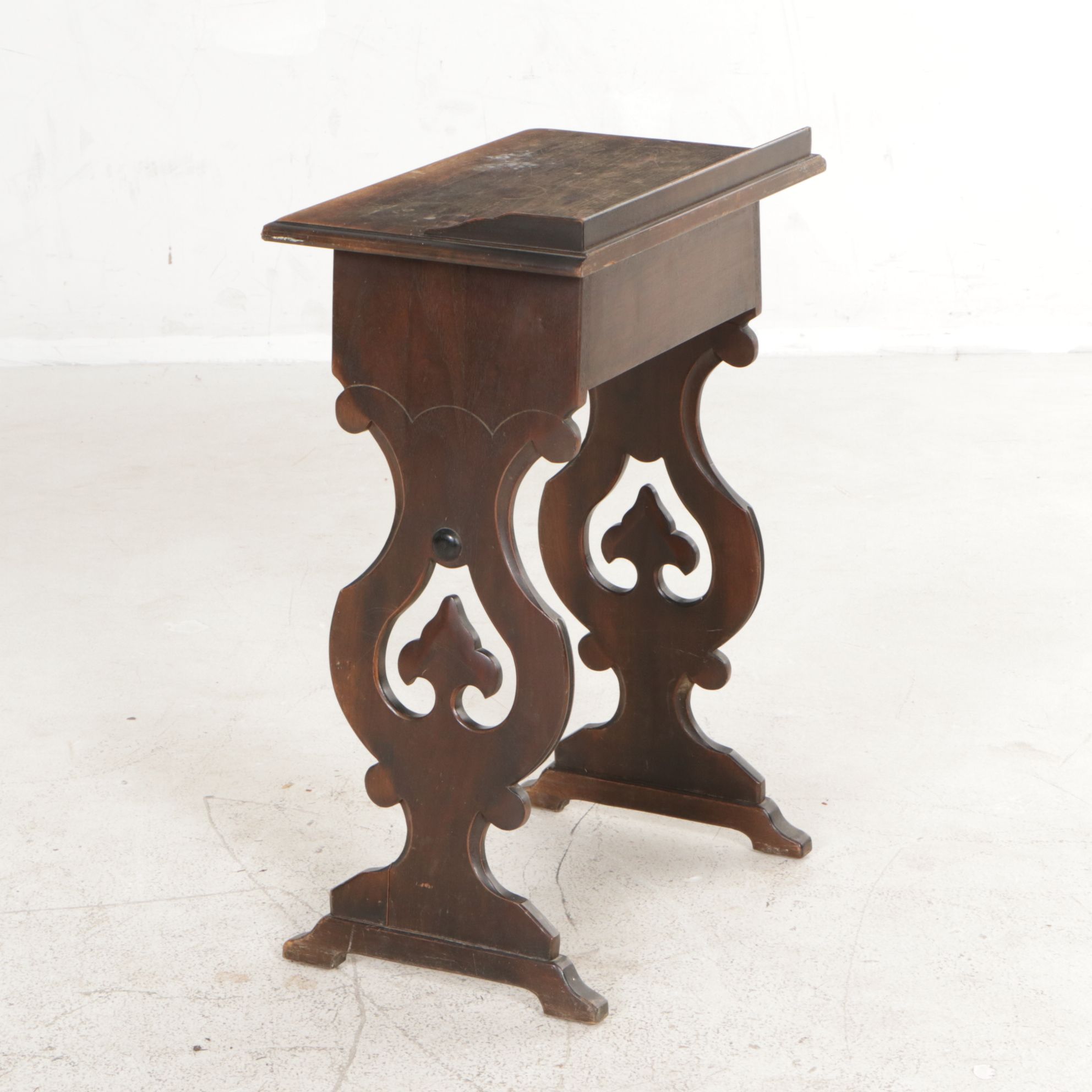 Kittinger Walnut Work Table, Early 20th Century