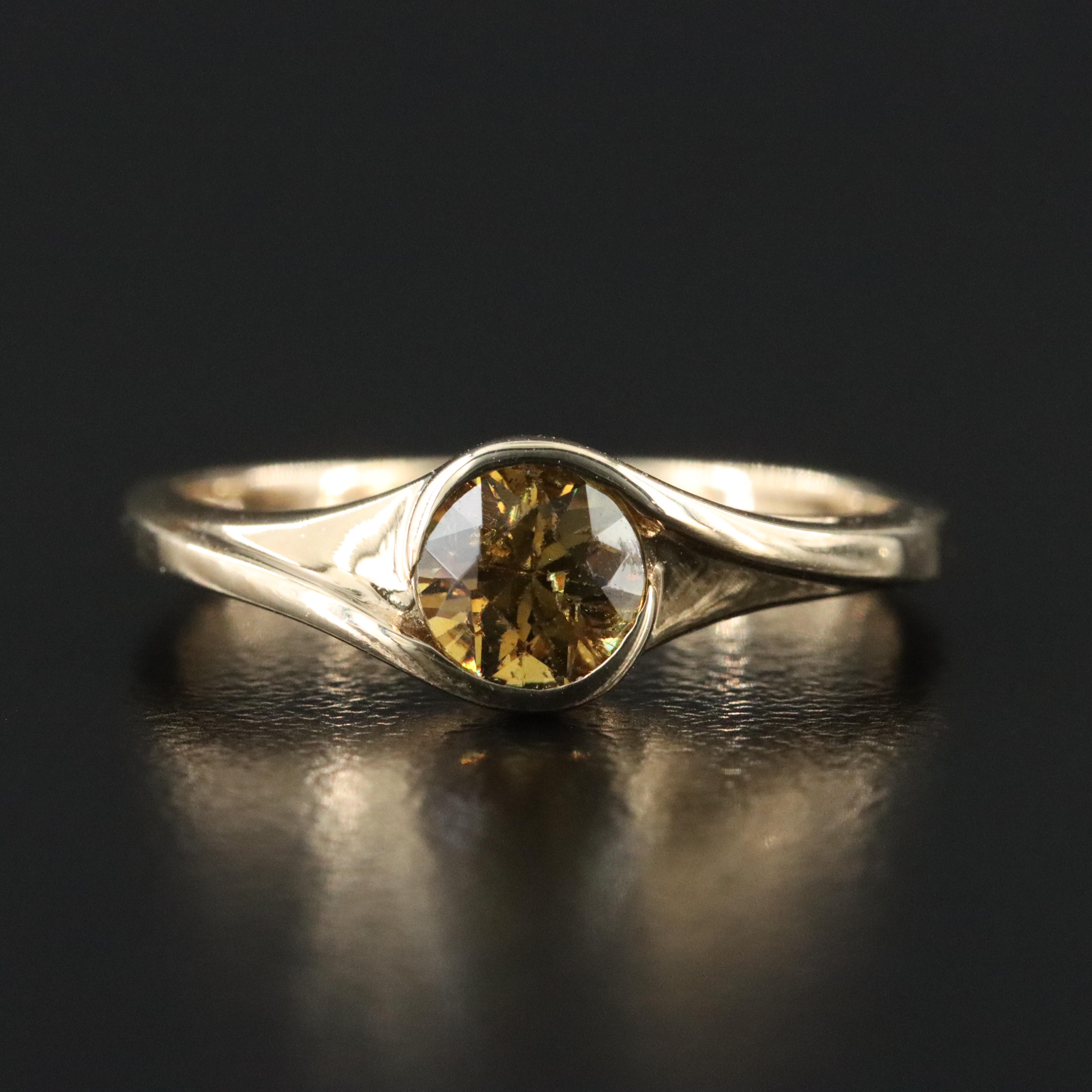 9K Garnet Solitaire Ring