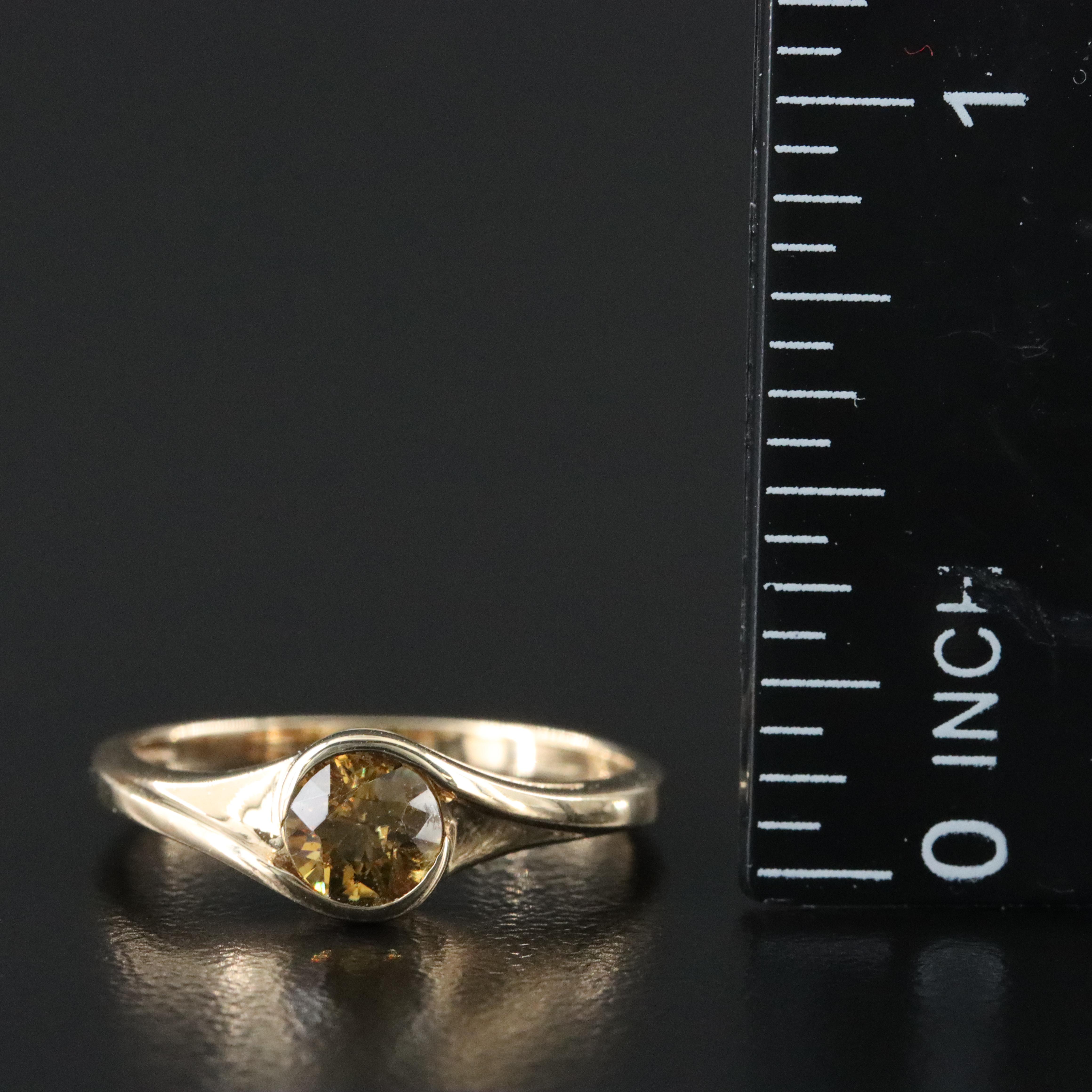 9K Garnet Solitaire Ring