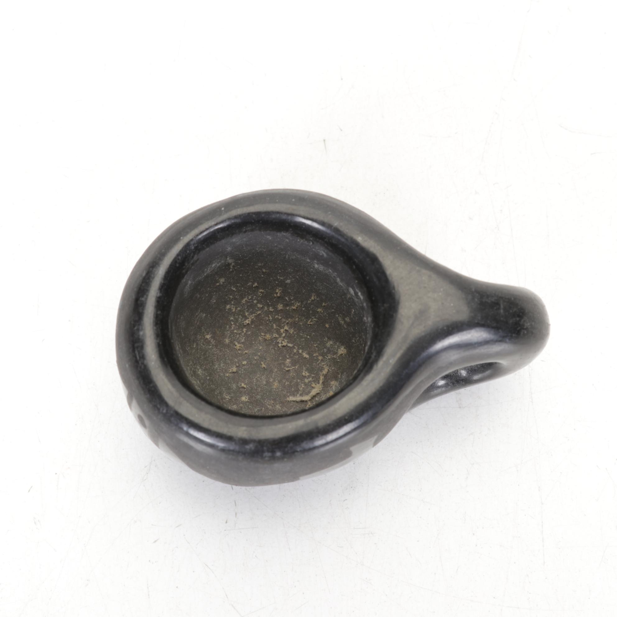 Ross Parkinson Signed Soapstone Raven With Blackware Pottery