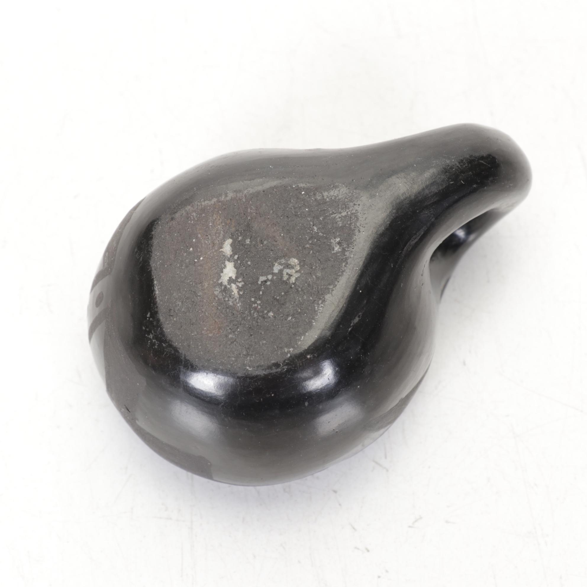 Ross Parkinson Signed Soapstone Raven With Blackware Pottery