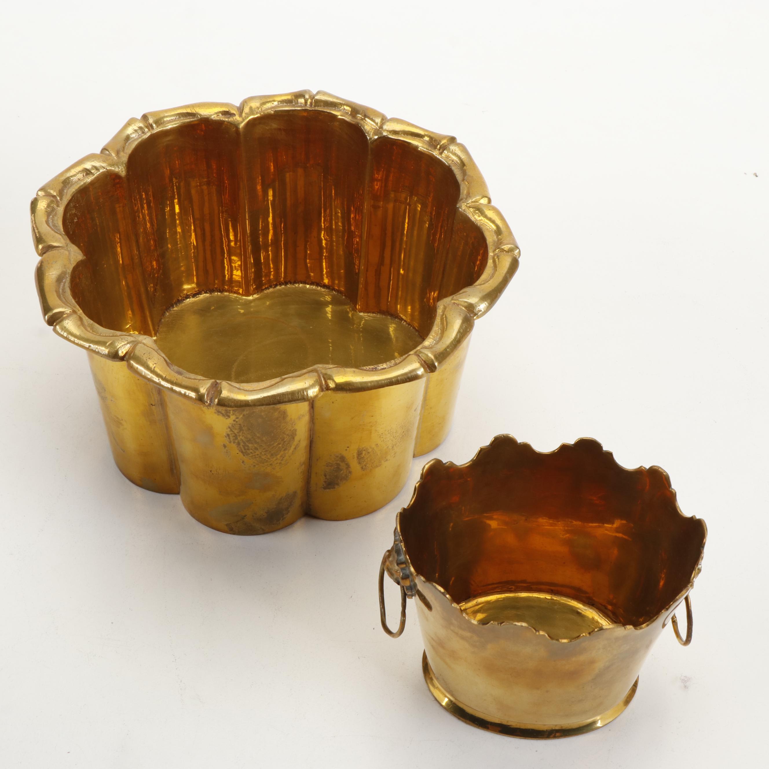 Mottahedeh with Other Cachepots, Mid to Late 20th Century