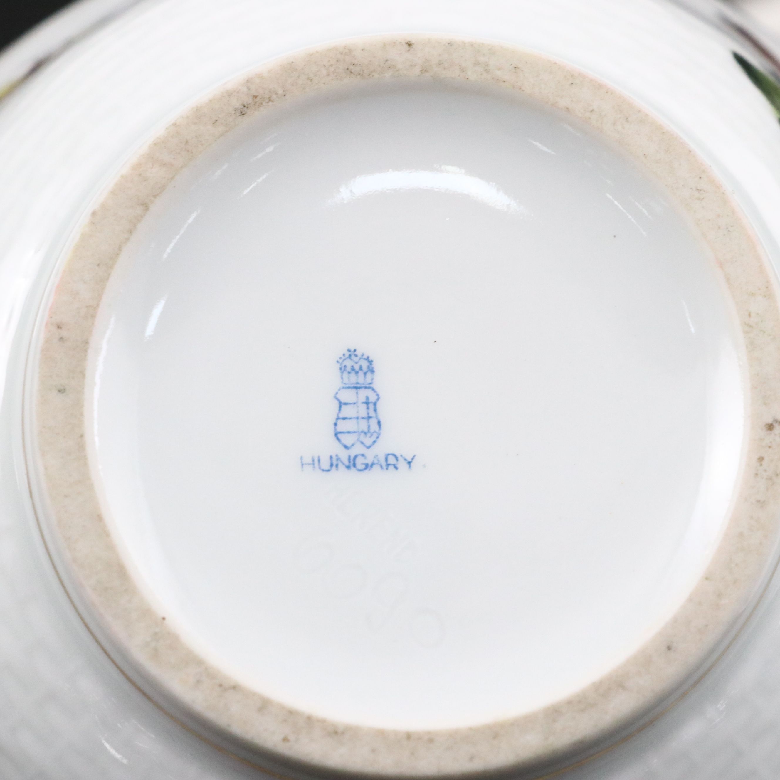 Herend "Rothschild Bird" Porcelain Footed Bowl and Boxes, 1915-1930