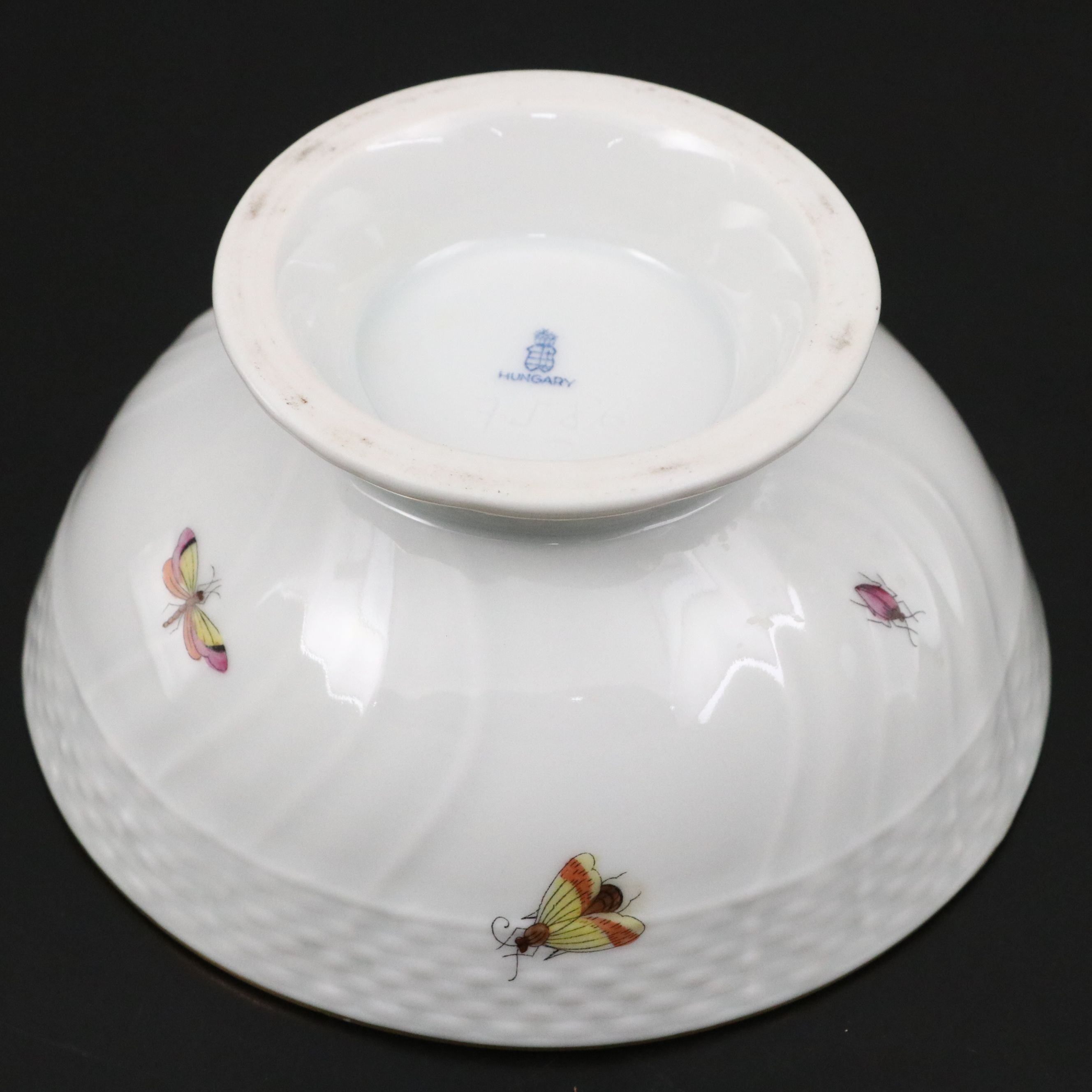 Herend "Rothschild Bird" Porcelain Footed Bowl and Boxes, 1915-1930