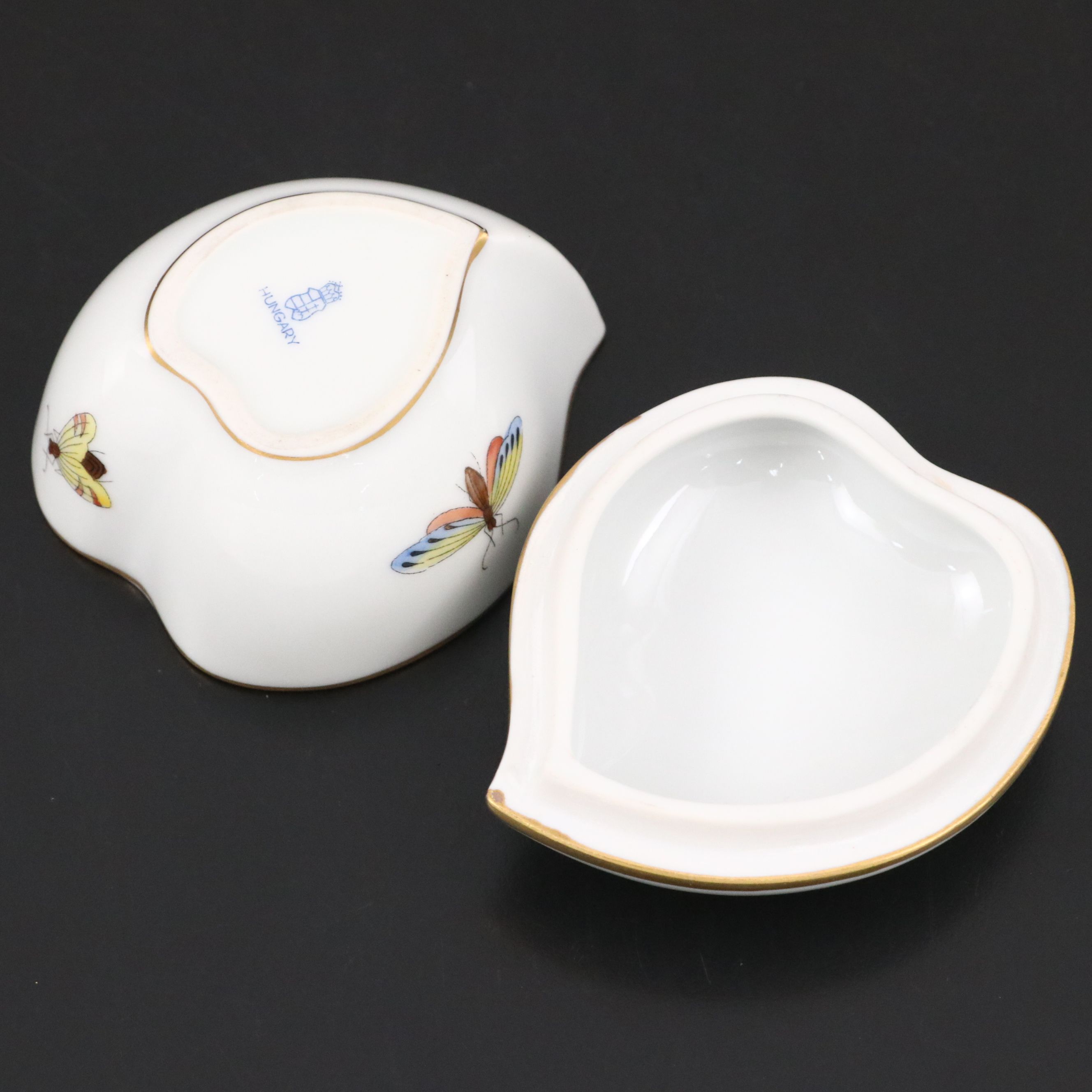 Herend "Rothschild Bird" Porcelain Footed Bowl and Boxes, 1915-1930
