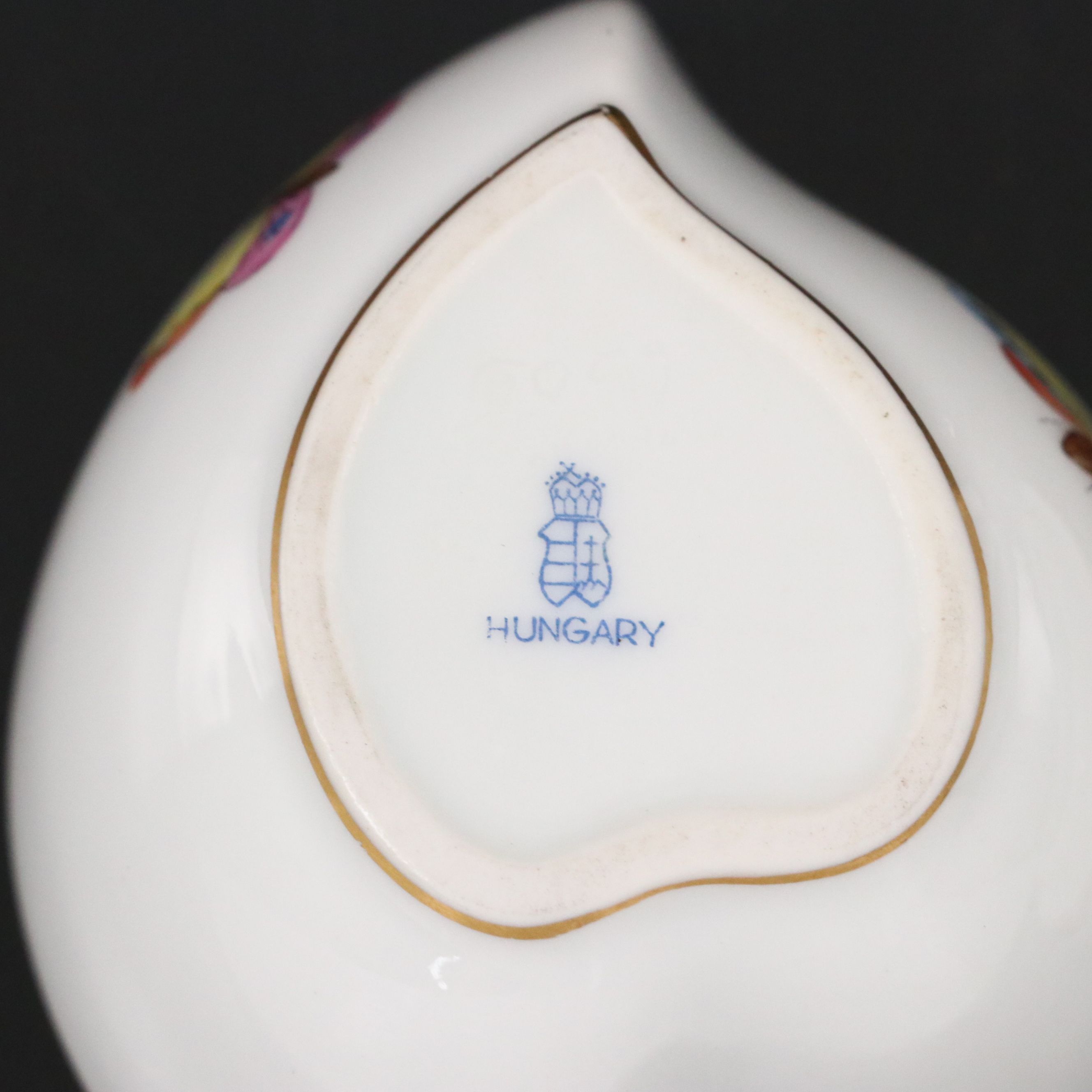 Herend "Rothschild Bird" Porcelain Footed Bowl and Boxes, 1915-1930