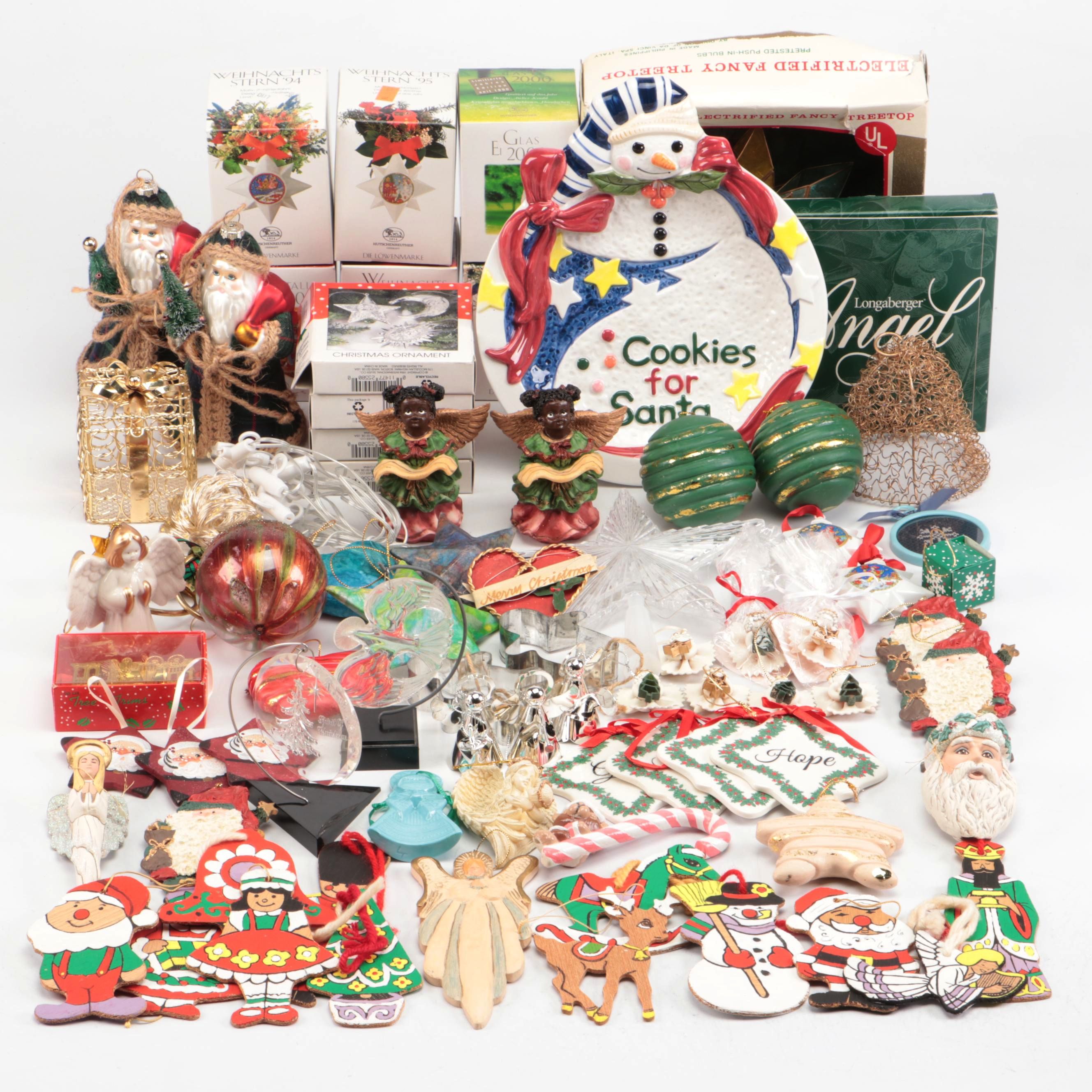 Rustic Style Christmas Ornaments with Other Christmas Décor