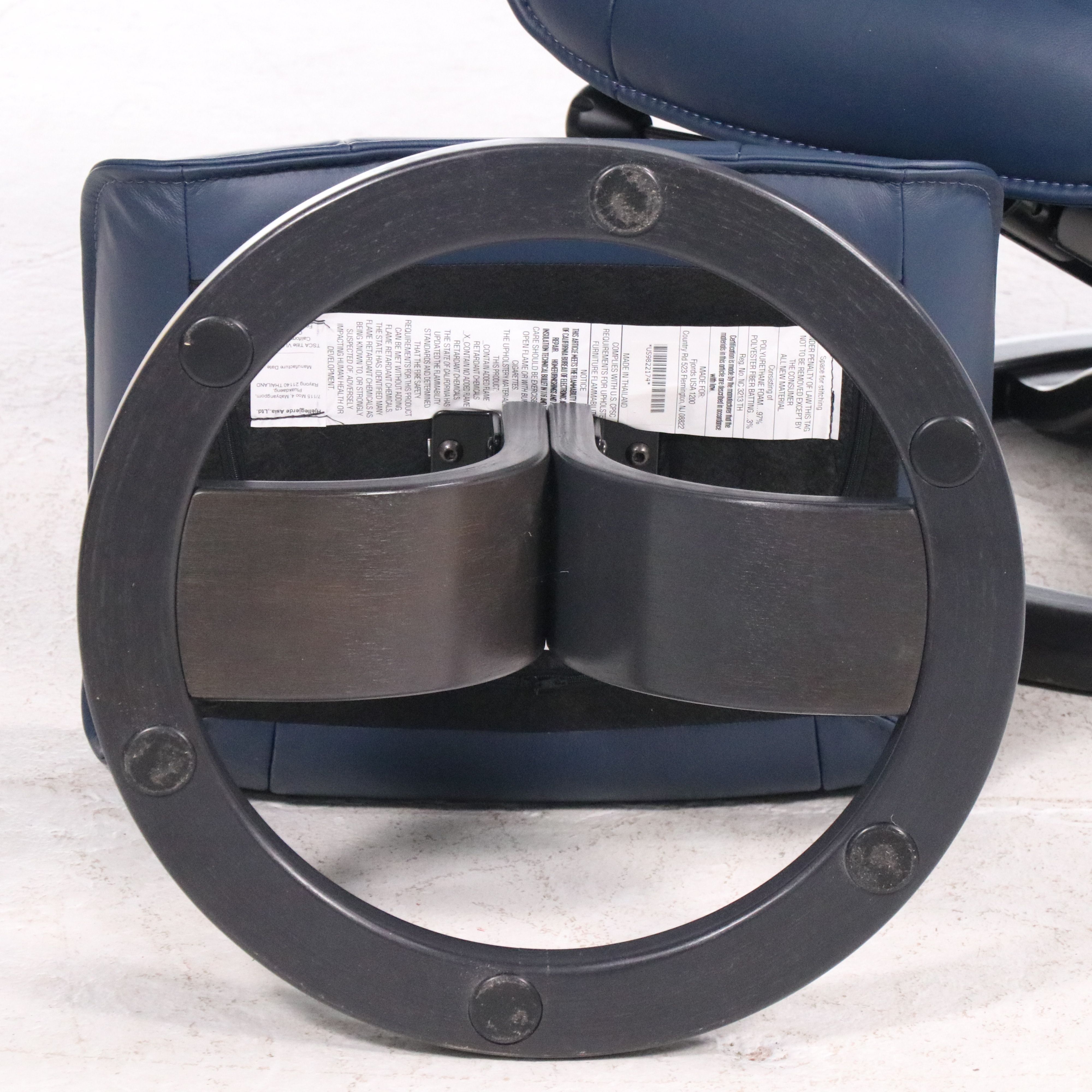 Fjords Scandinavian Modern Style Leather Recliner with Ottoman