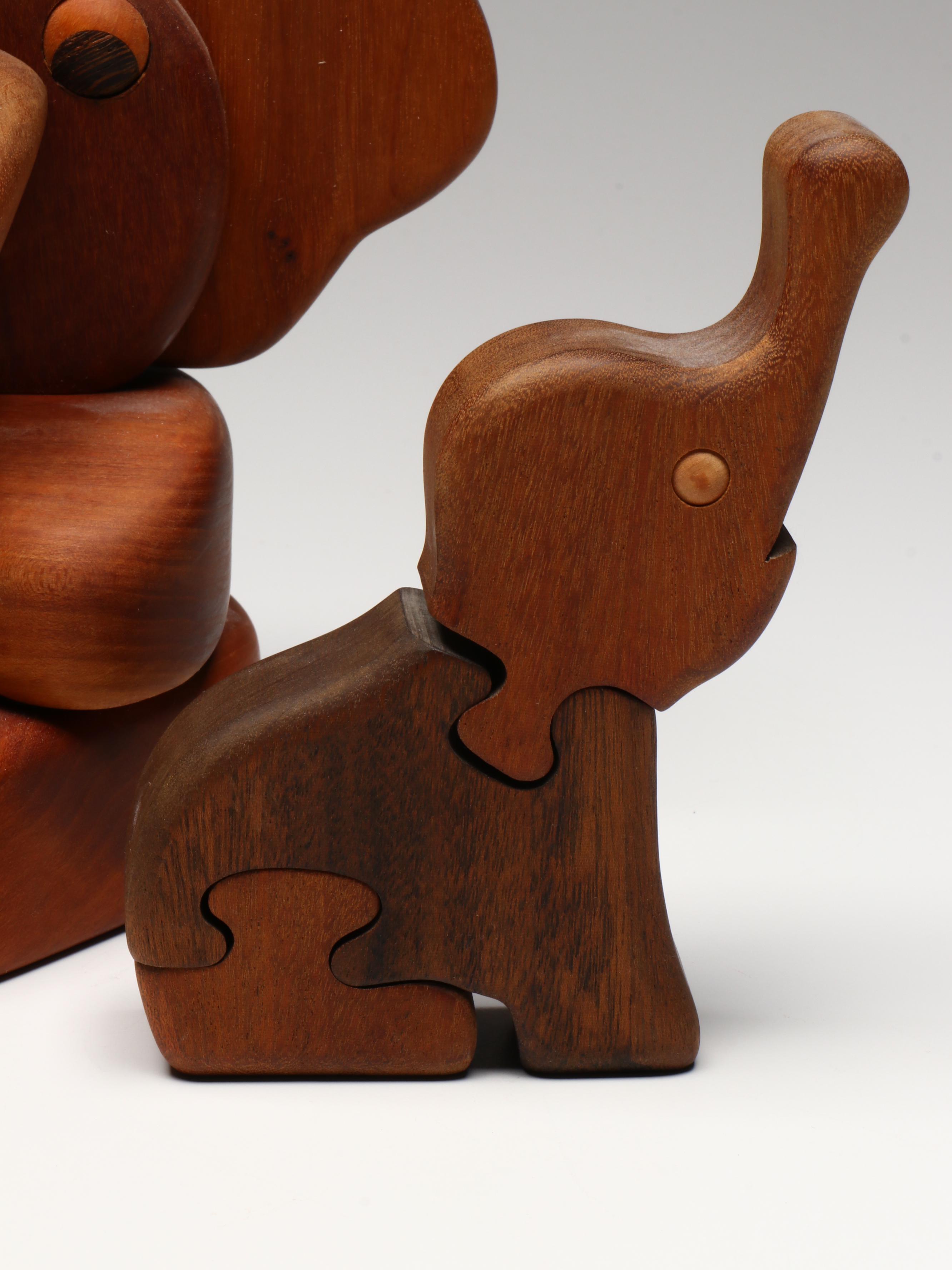 Wooden Stacking Block Elephants and Carved Rimu New Zealander Kiwi Bird Figurine