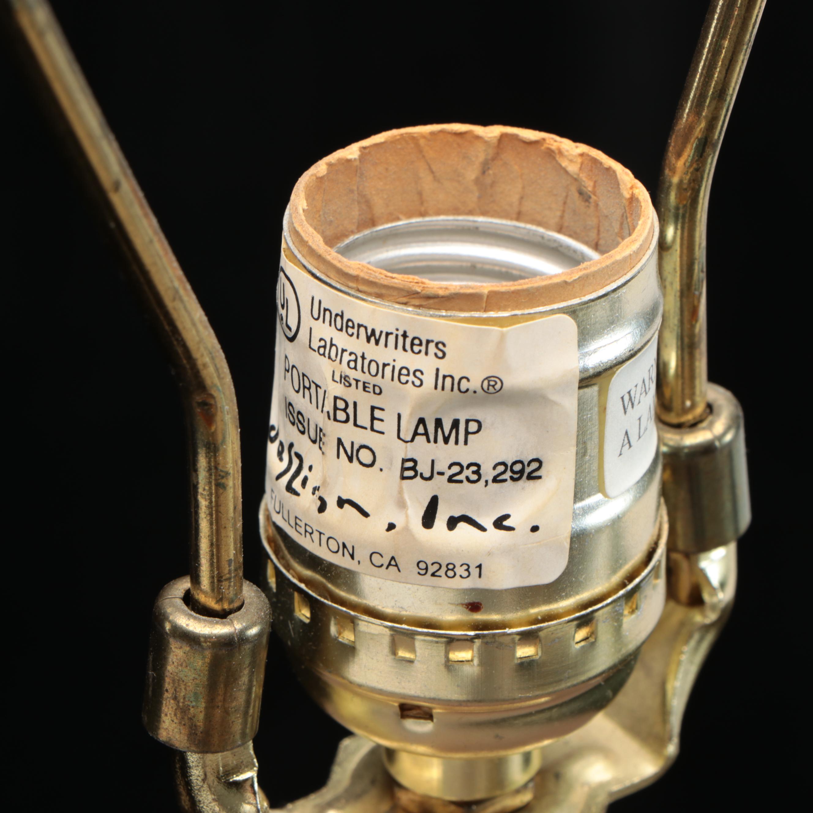 DesZign Inc. Deco Wave Pink Acrylic Table Lamp in the Style of Paolo Gucci