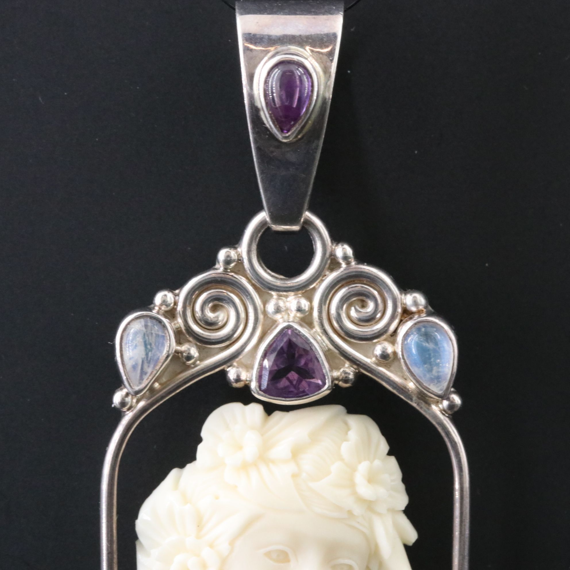 Sajen Sterling 925 Bone, Amethyst and Rainbow Moonstone Pendant