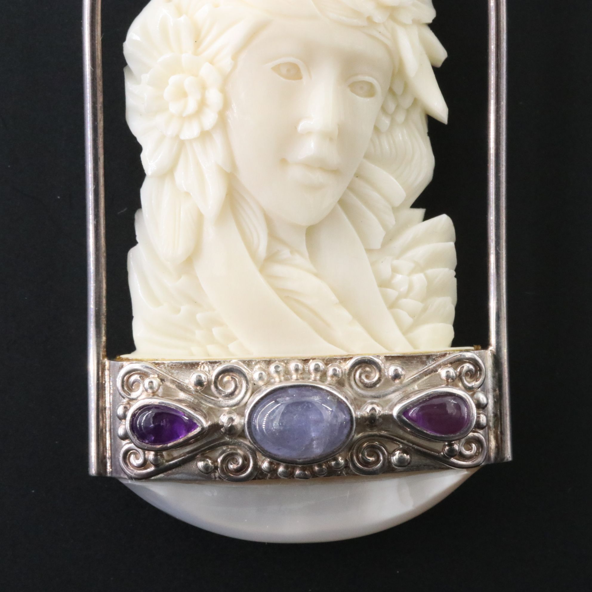 Sajen Sterling 925 Bone, Amethyst and Rainbow Moonstone Pendant
