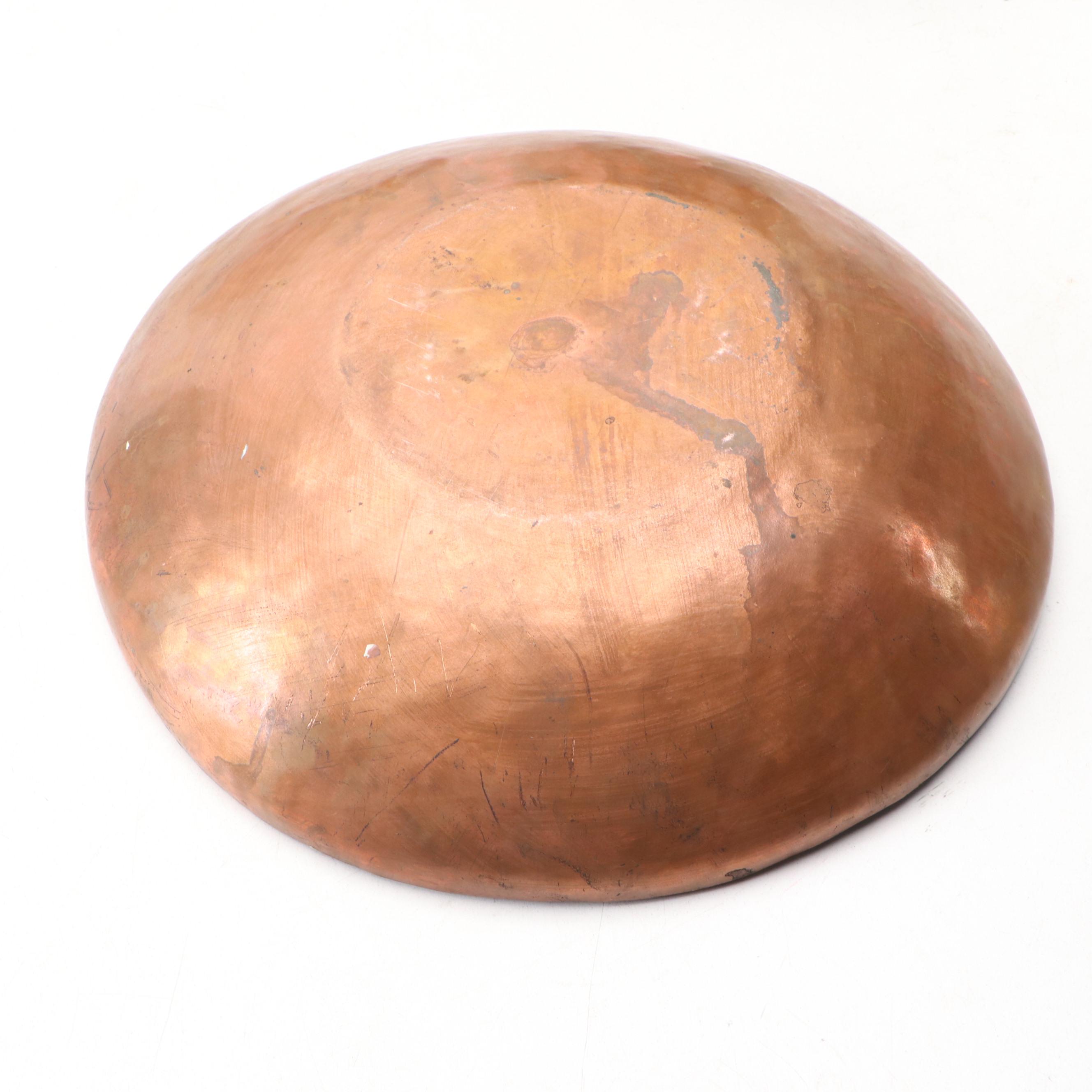 Hanova Enamel Centerpiece Bowl with Collection of Hammered Copper Décor