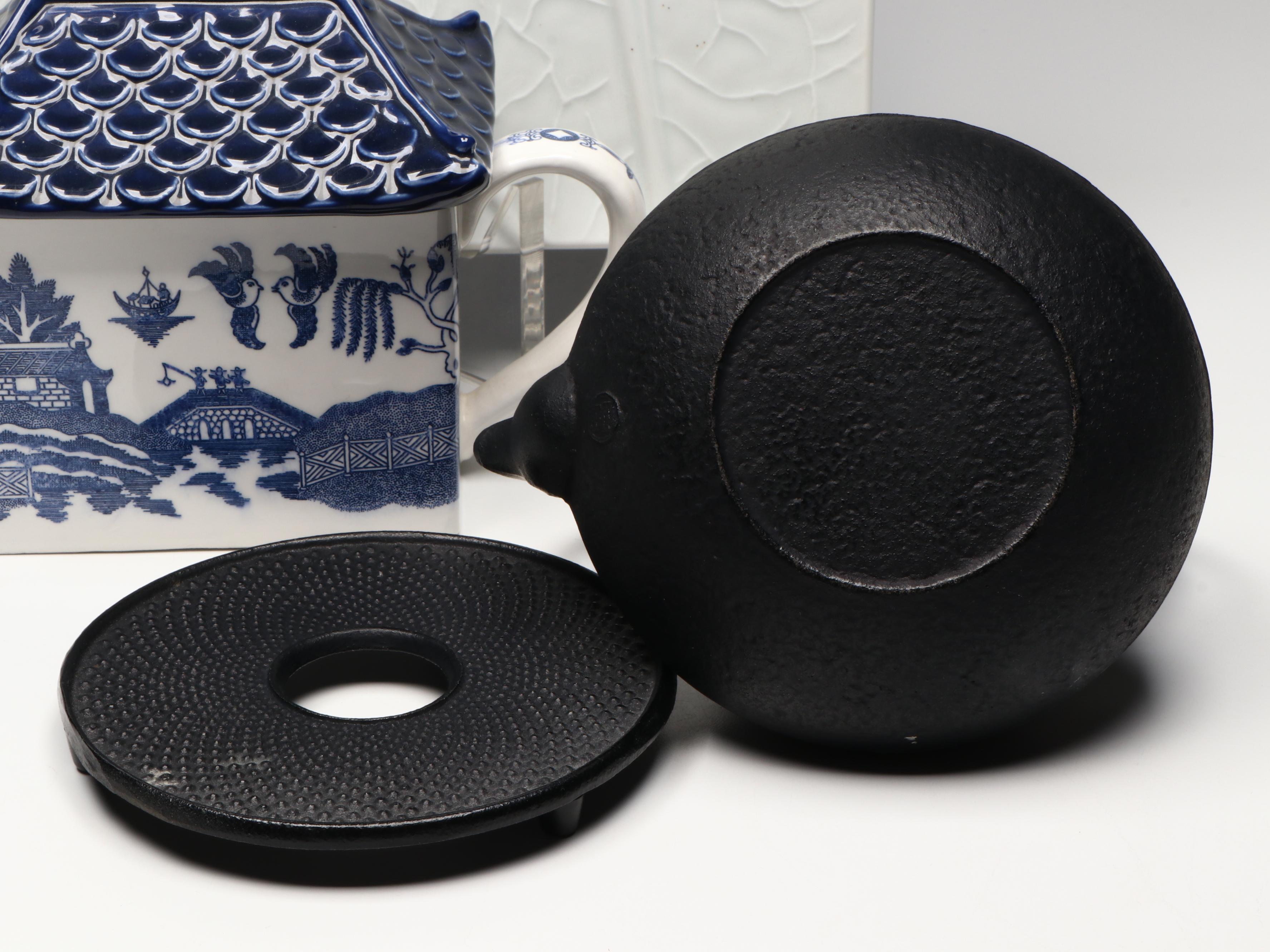 The Haldon Group Chinese House, Elephant and Iron Teapot with Accessories