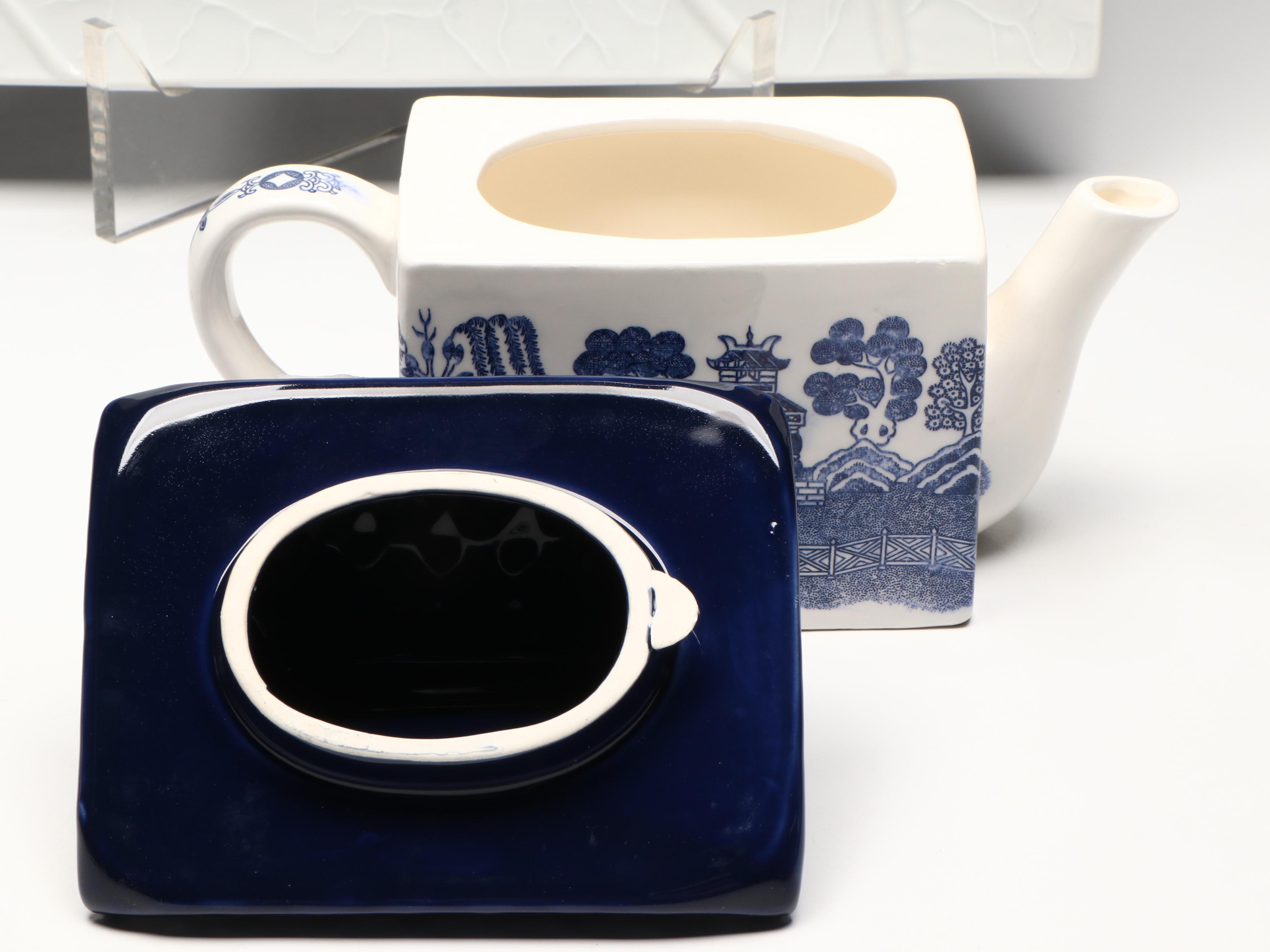 The Haldon Group Chinese House, Elephant and Iron Teapot with Accessories