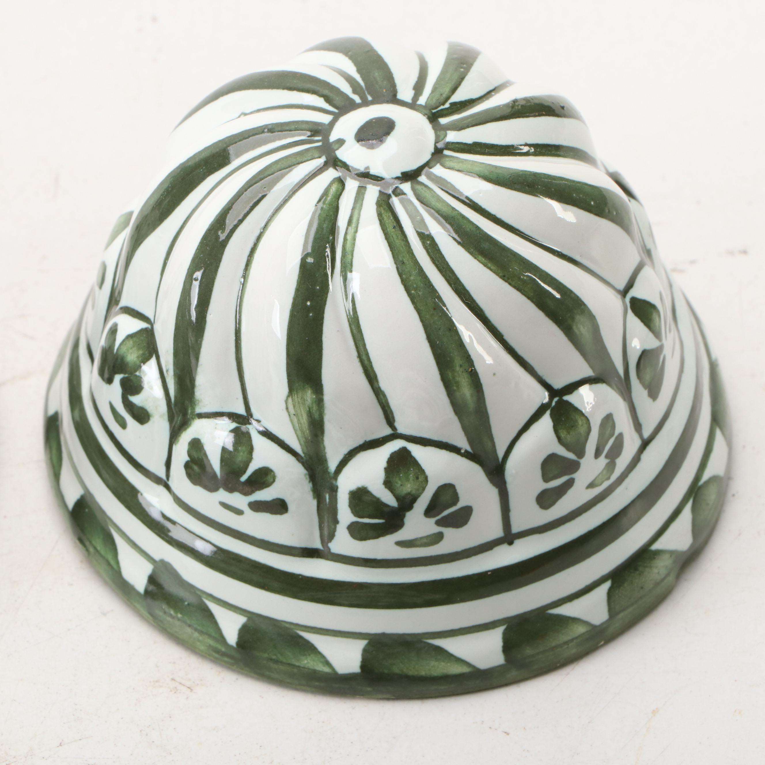 Bassano Majolica Cake Molds with Other Italian Ceramic Ashtrays