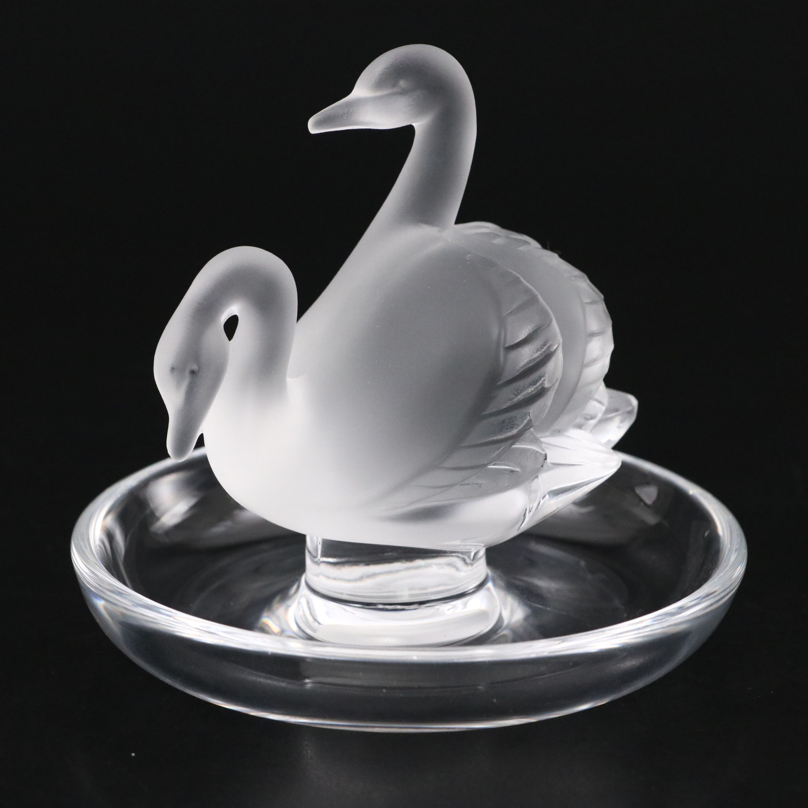 Lalique "Deux Cygnes" Frosted and Clear Crystal Pin Tray, Mid/Late 20th Century