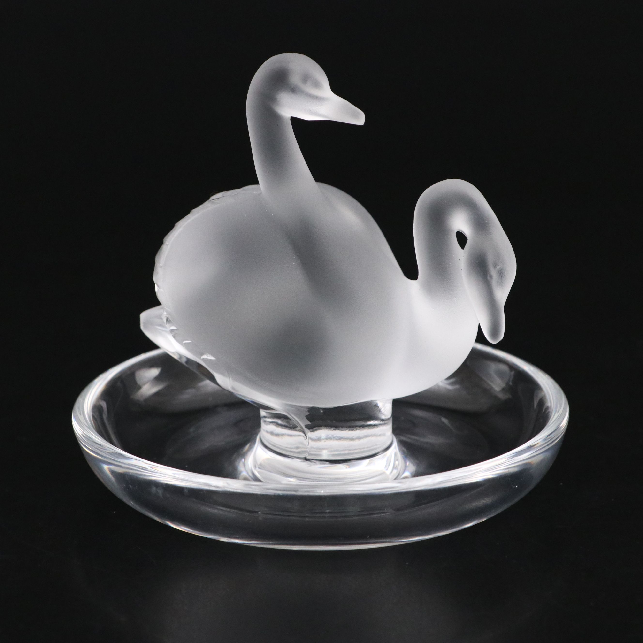 Lalique "Deux Cygnes" Frosted and Clear Crystal Pin Tray, Mid/Late 20th Century