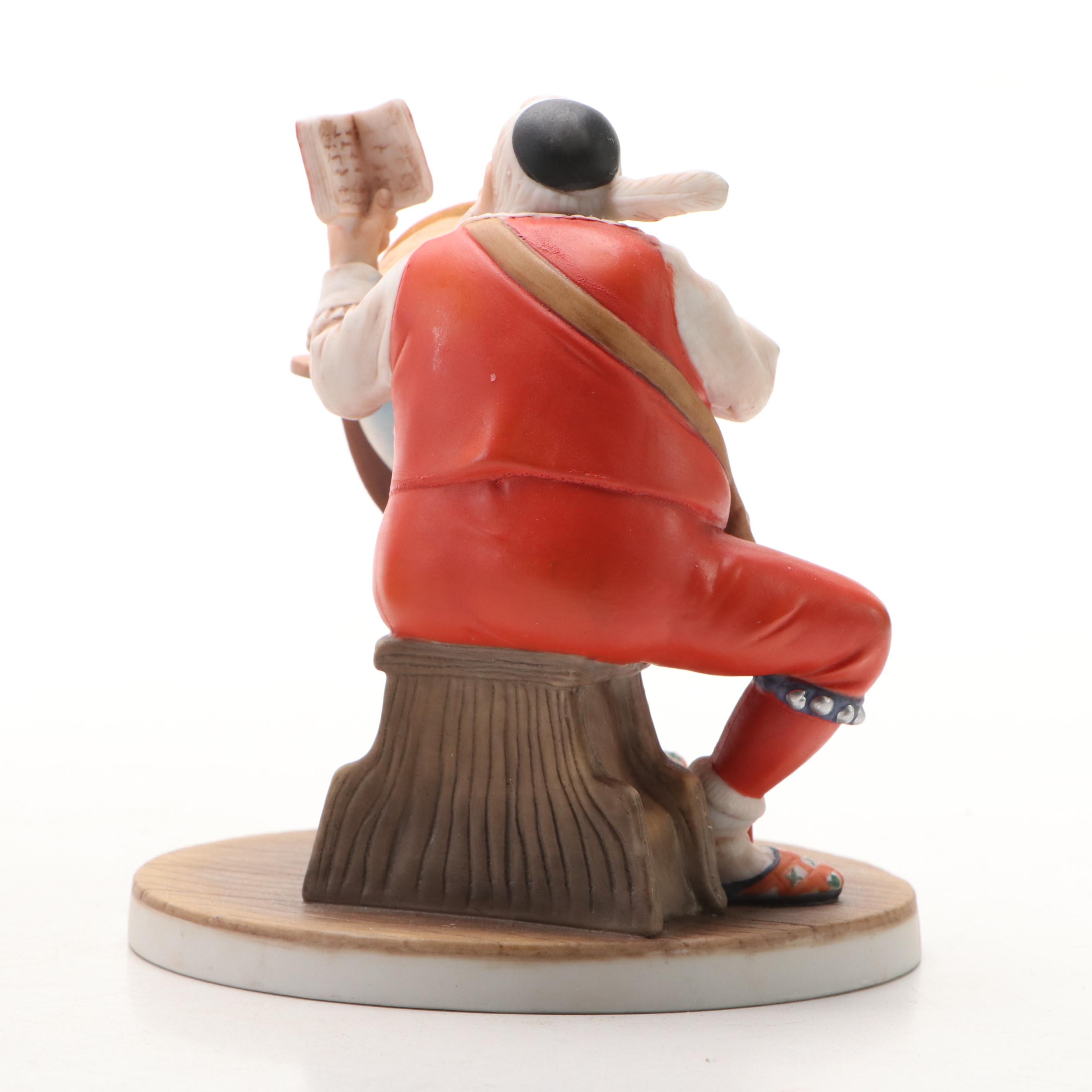 Erzgebirgische Volkskunst Christmas Tree Pyramid with Goebel Figurine