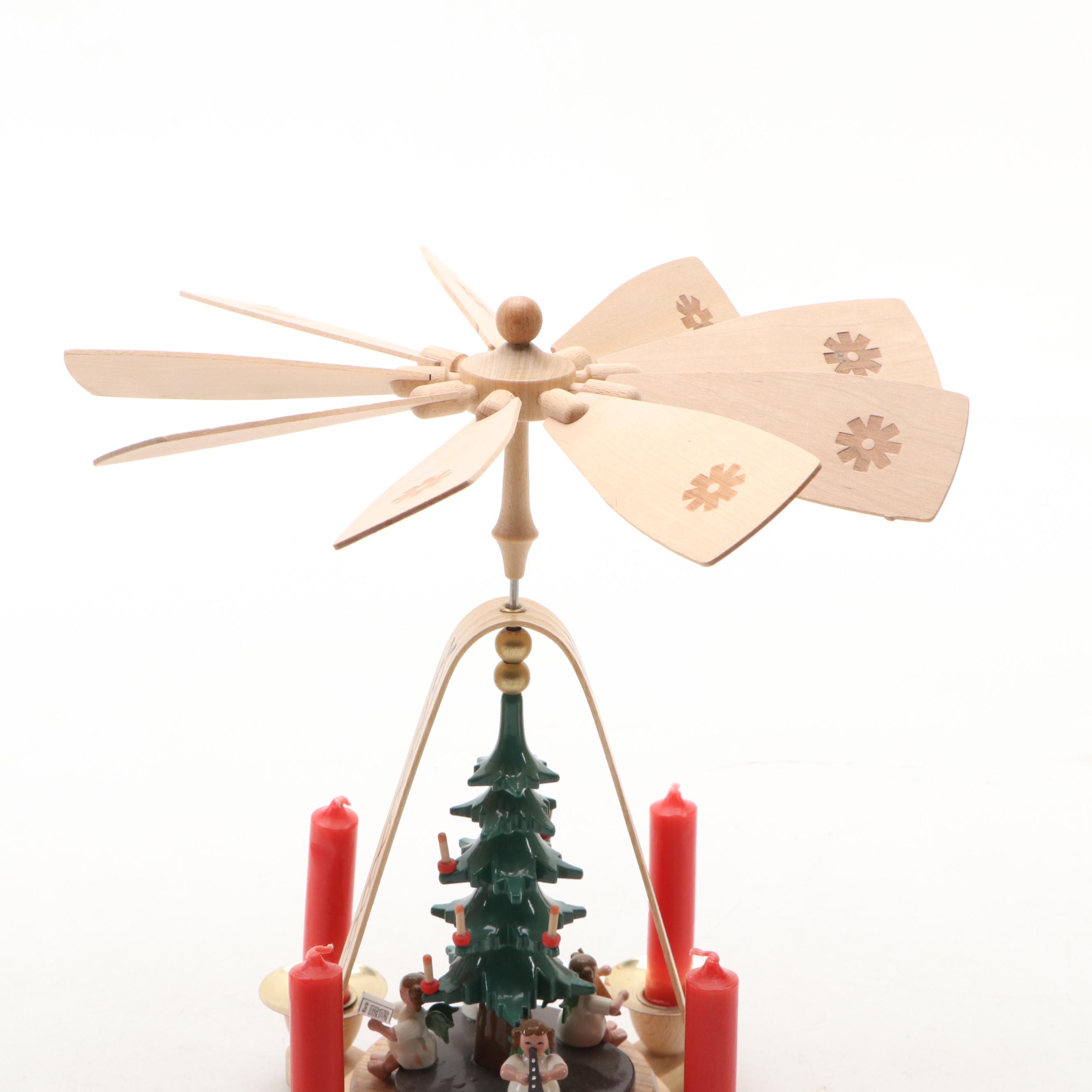 Erzgebirgische Volkskunst Christmas Tree Pyramid with Goebel Figurine