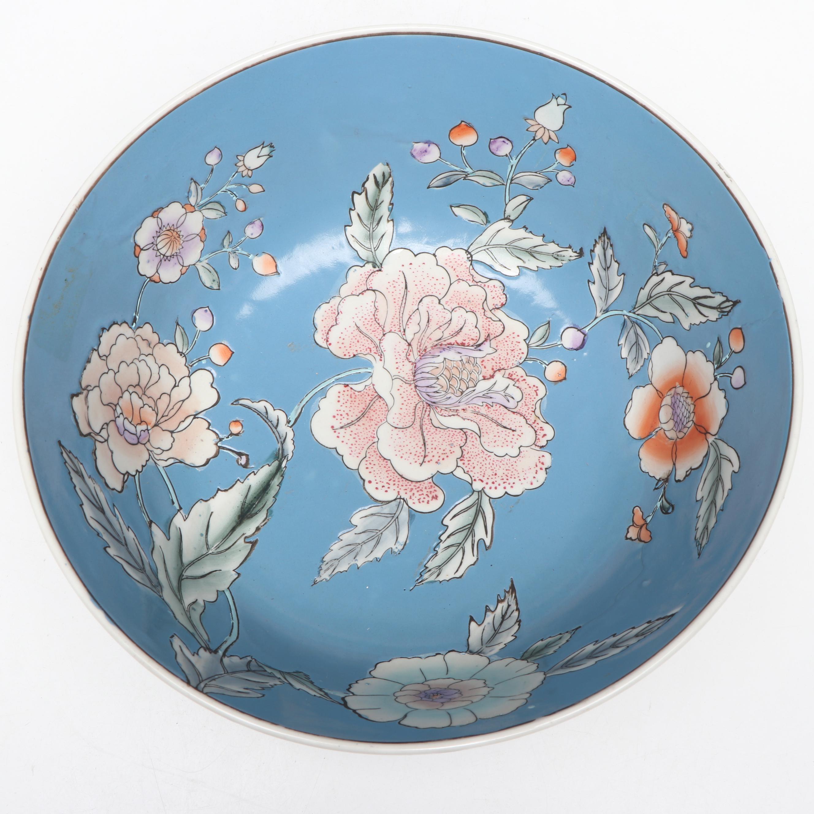 Chinese Enamel Covered Dish with Other Porcelain Décor