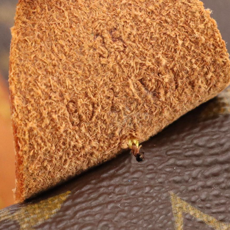 Louis Vuitton Sac Souple 35 in Monogram Canvas and Vachetta Leather