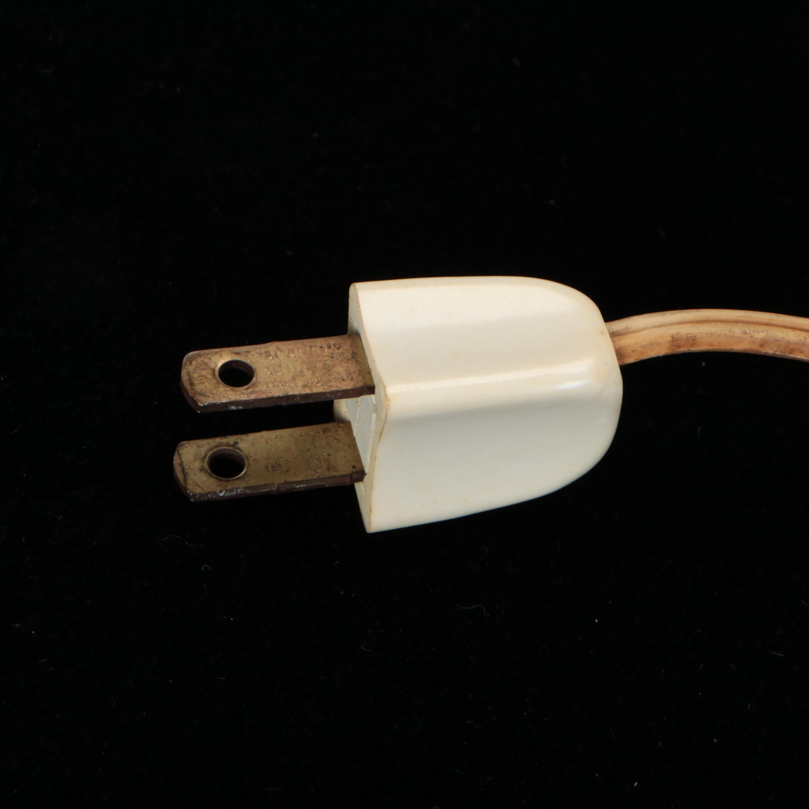 Italian Carved Alabaster Urn with Fruit Topiary Table Lamp, Mid-20th Century