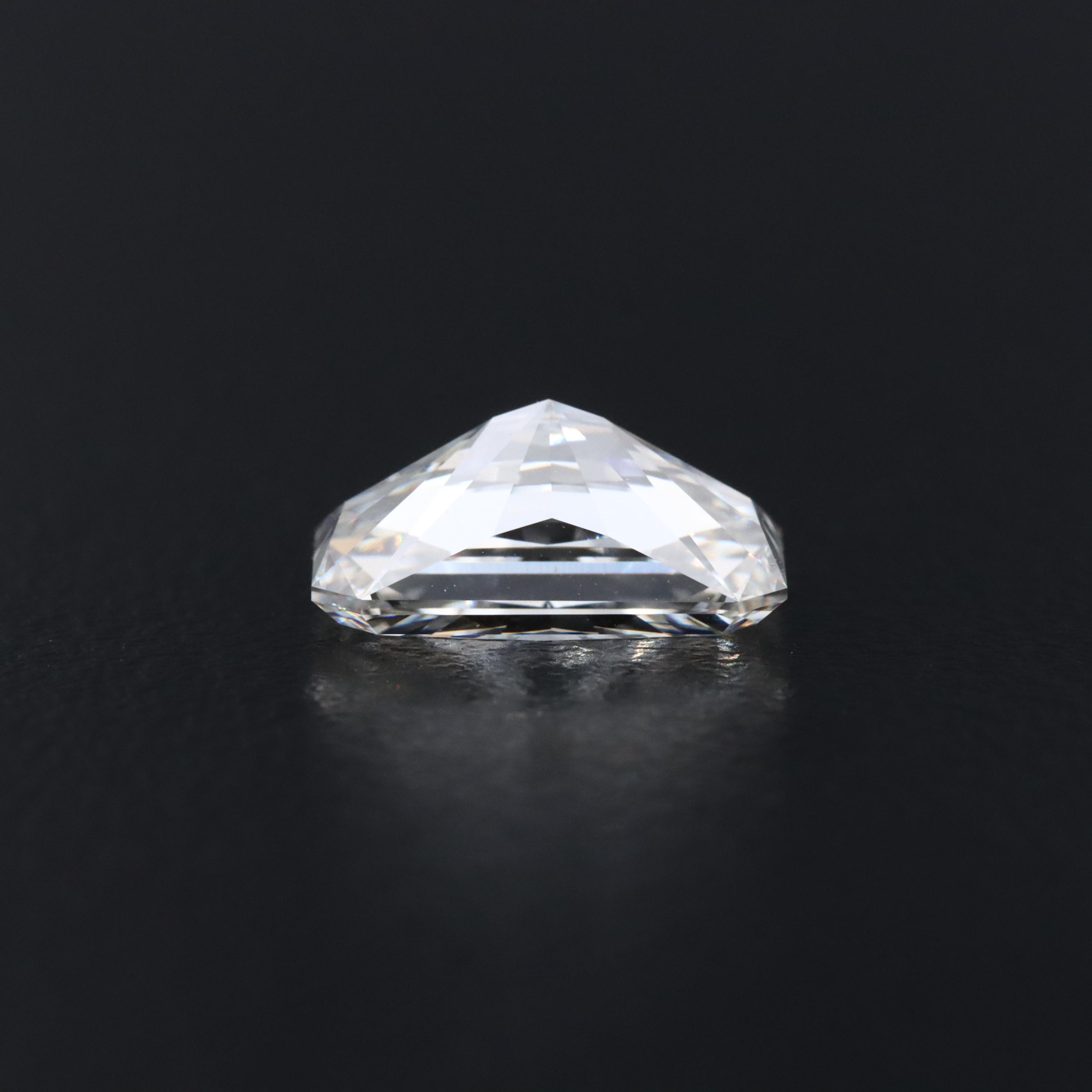 Loose 3.09 CT Lab Grown Diamond with IGI Report