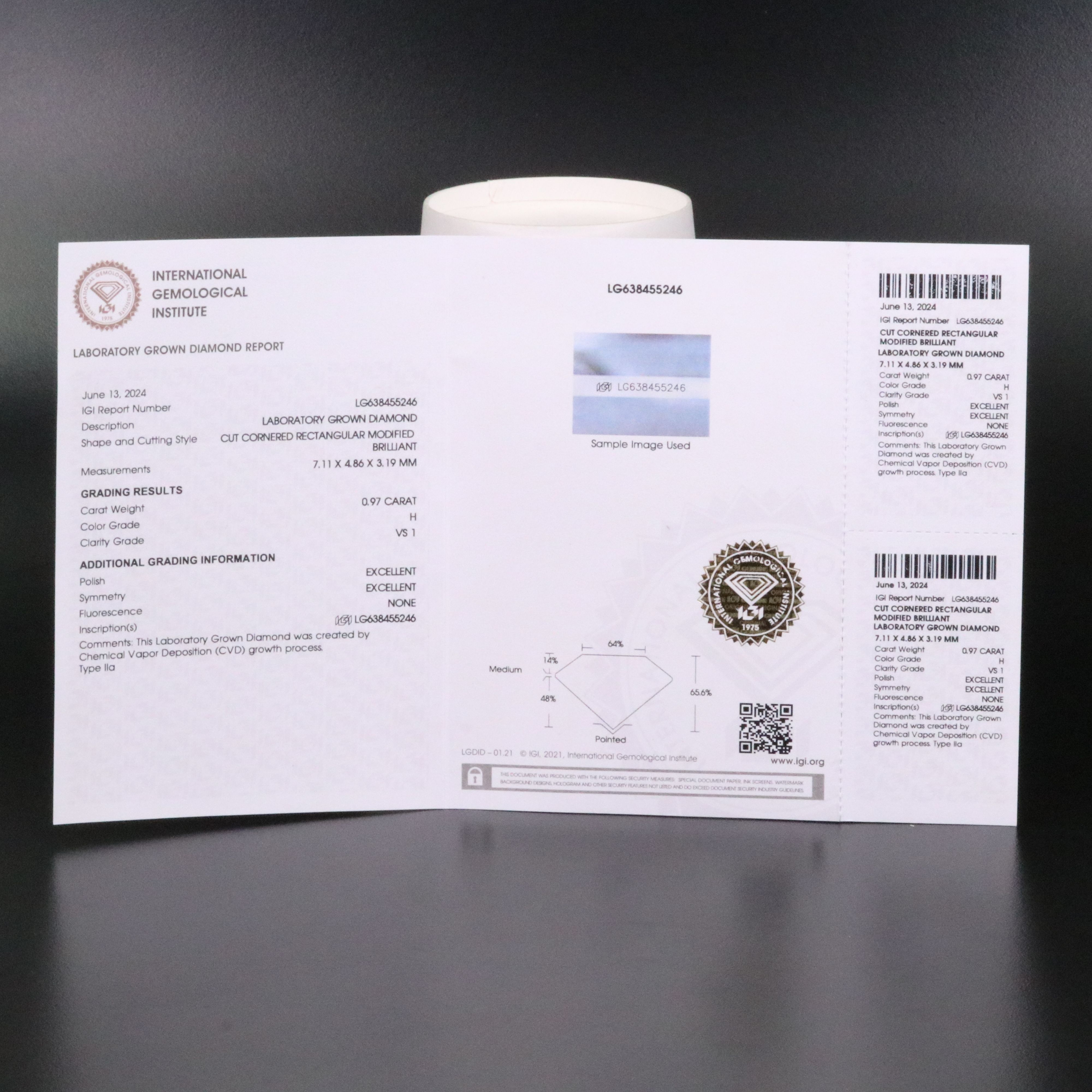 Loose 0.97 CT Lab Grown Diamond with IGI Report