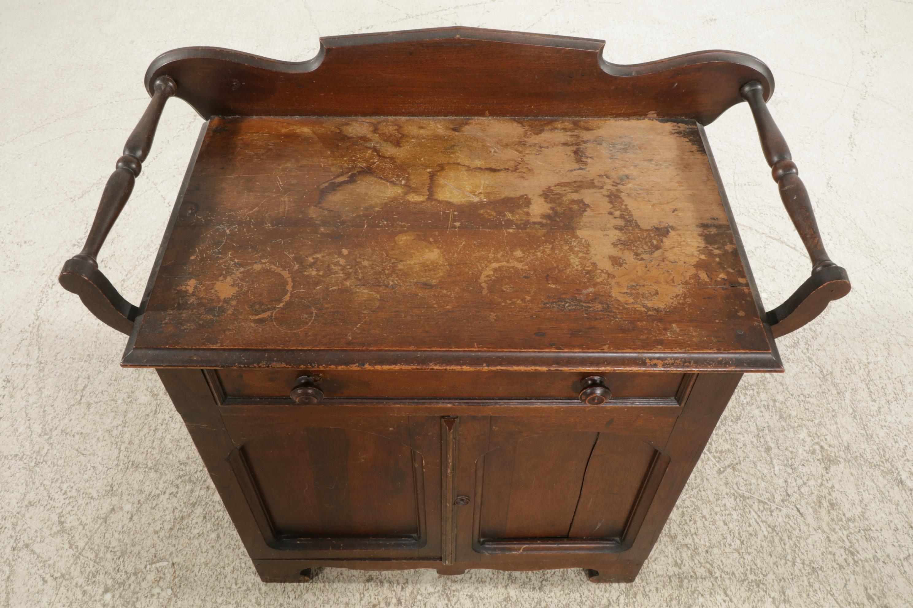 Walnut Washstand, Late 19th to Early 20th Century