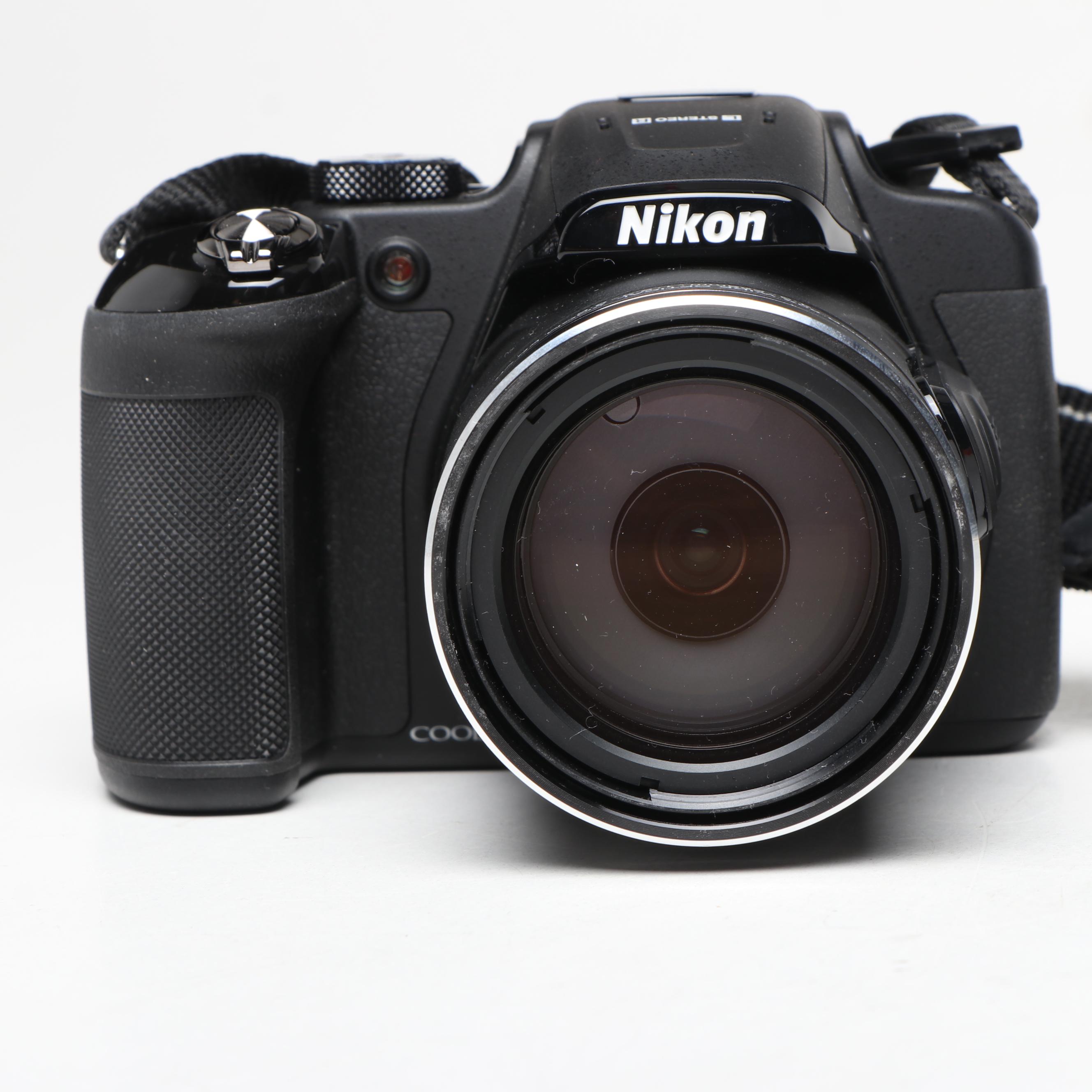Nikon Coolpix P610 DSLR Camera with Bag and Charger