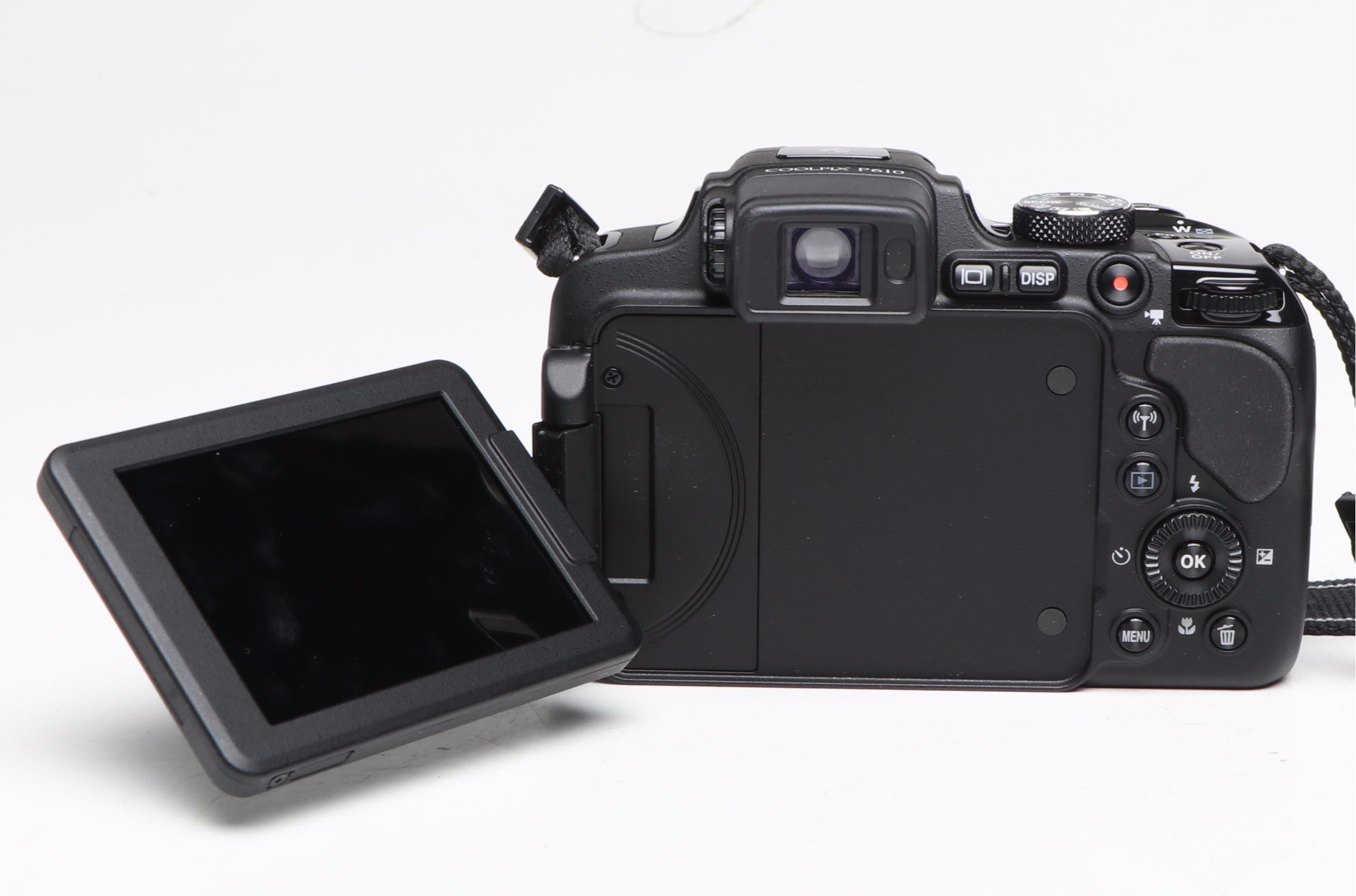 Nikon Coolpix P610 DSLR Camera with Bag and Charger