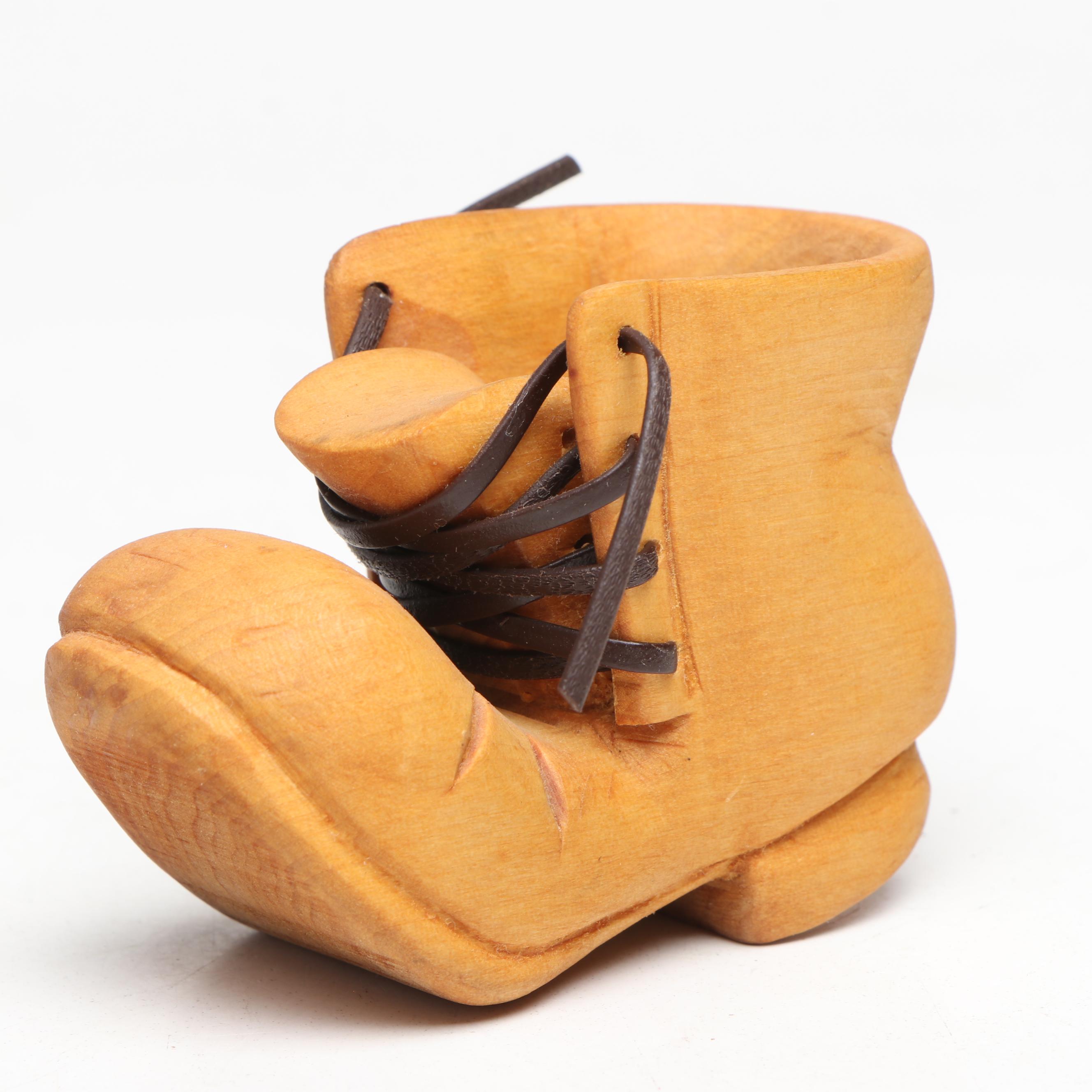 Carved Wooden Figurines and Décor, Mid to Late 20th Century