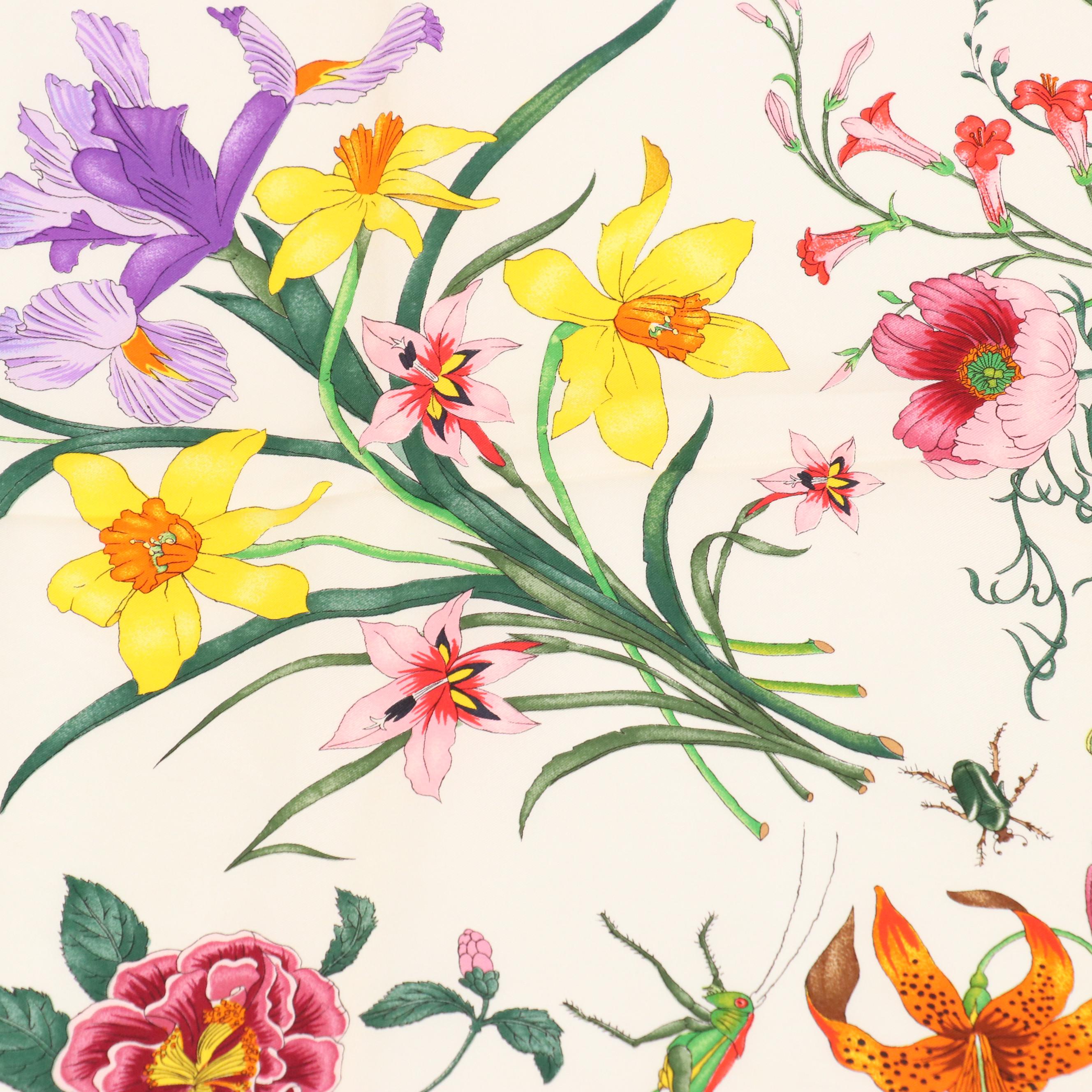 Gucci Flora Printed Scarf in Silk