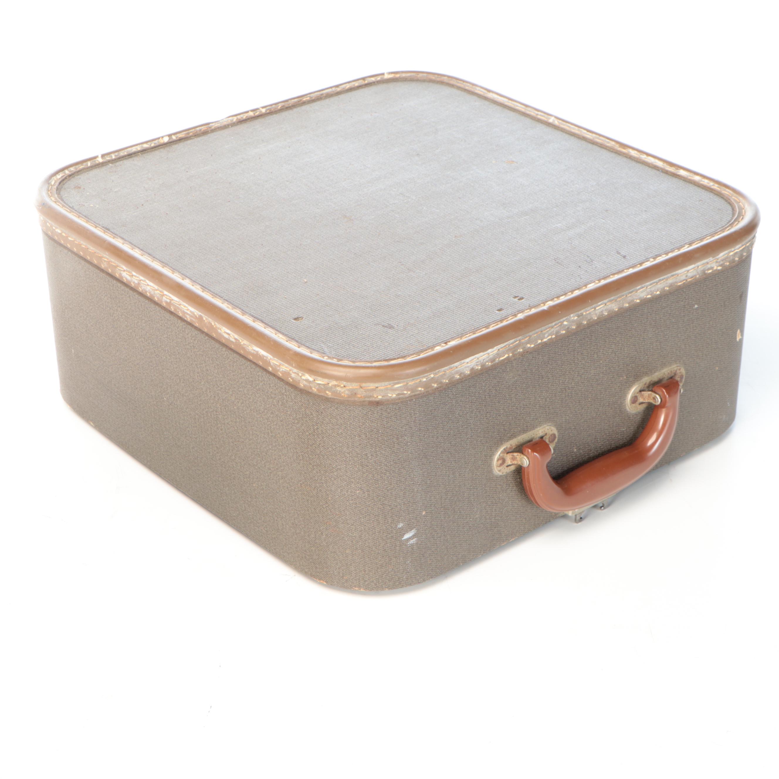 Remington Quiet-Riter Miracle Tab Portable Typewriter, Mid-20th Century